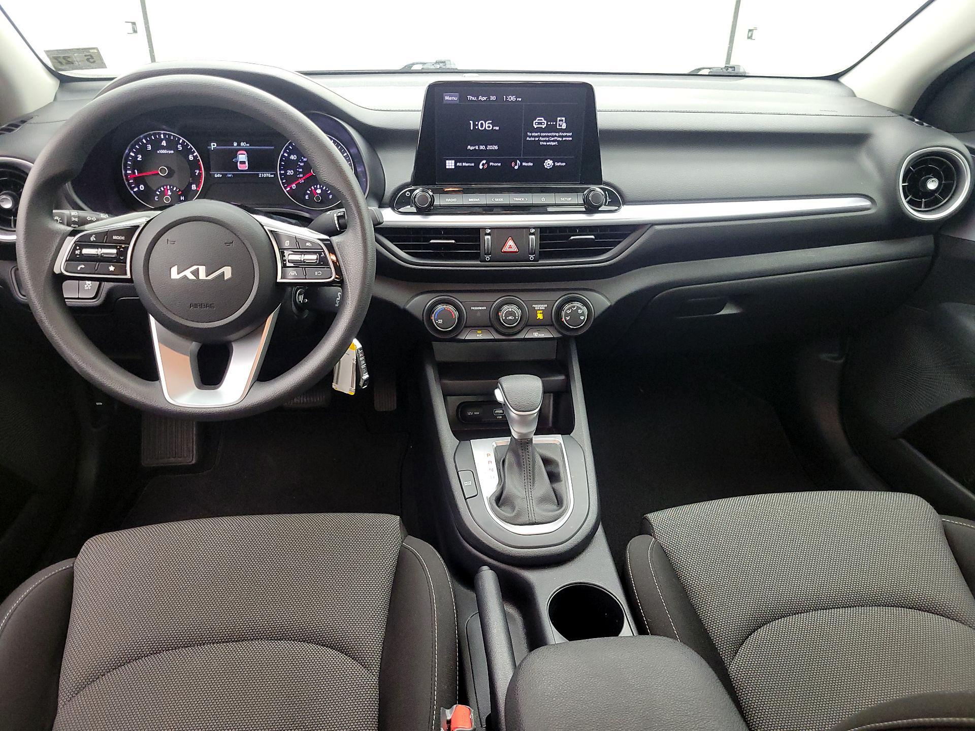 Thumbnail: 2022 Kia Forte - 11