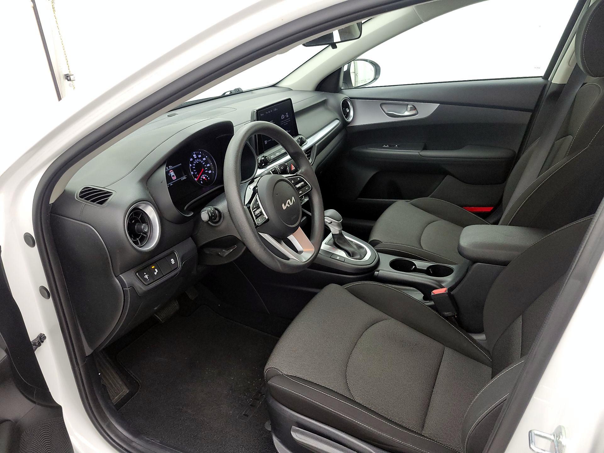Thumbnail: 2022 Kia Forte - 20