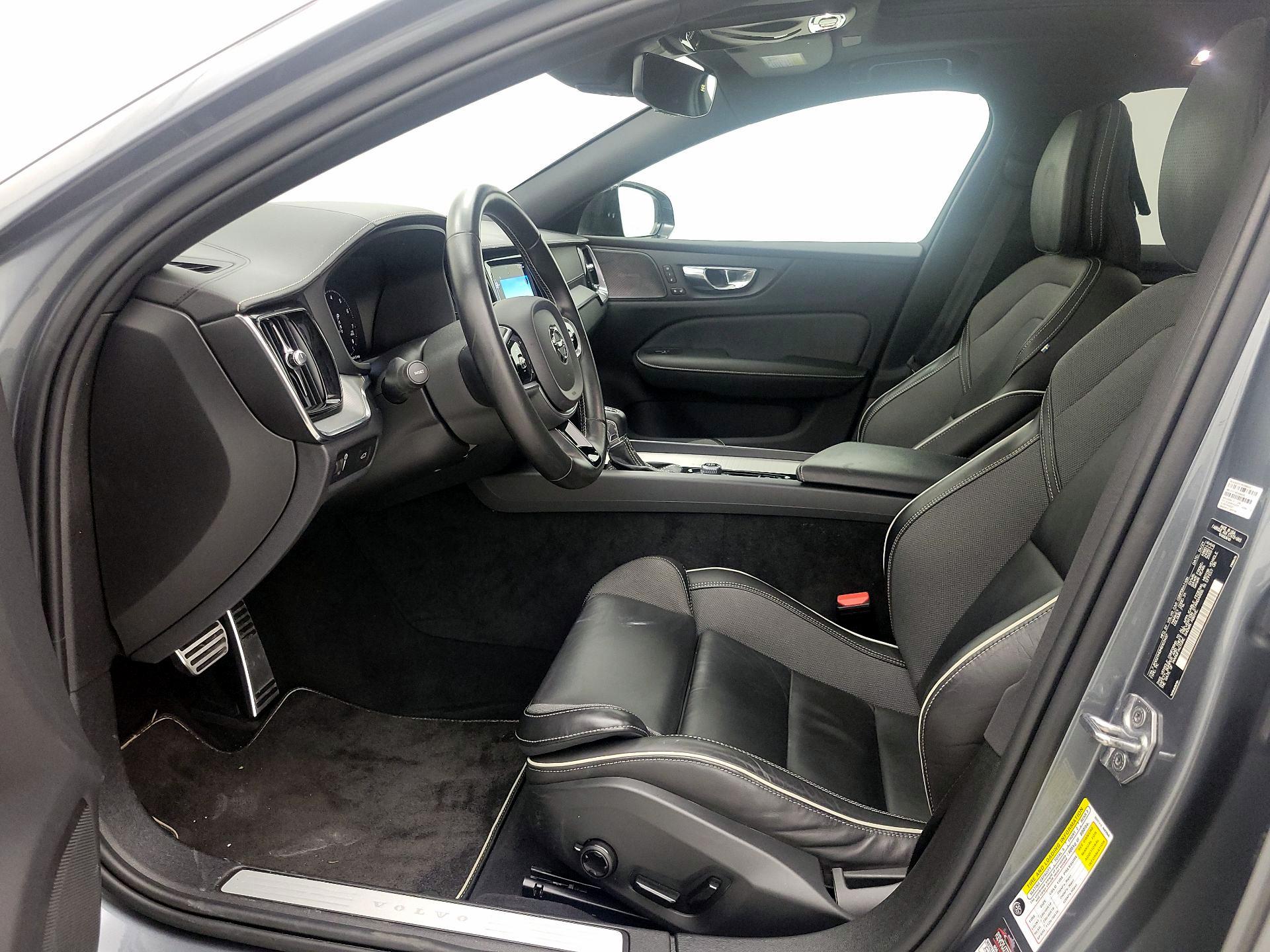 Thumbnail: 2021 Volvo S60 - 11