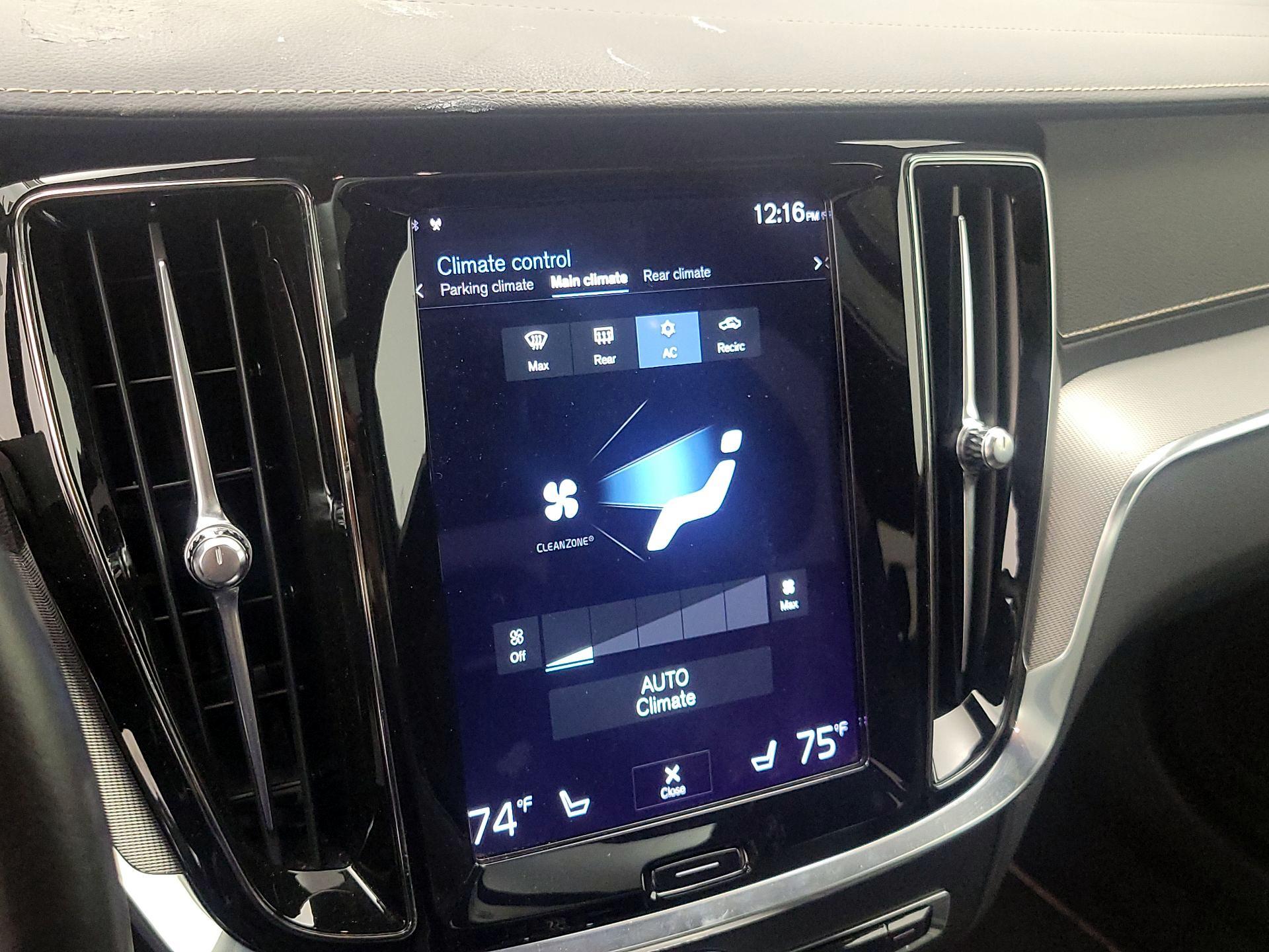 Thumbnail: 2021 Volvo S60 - 17