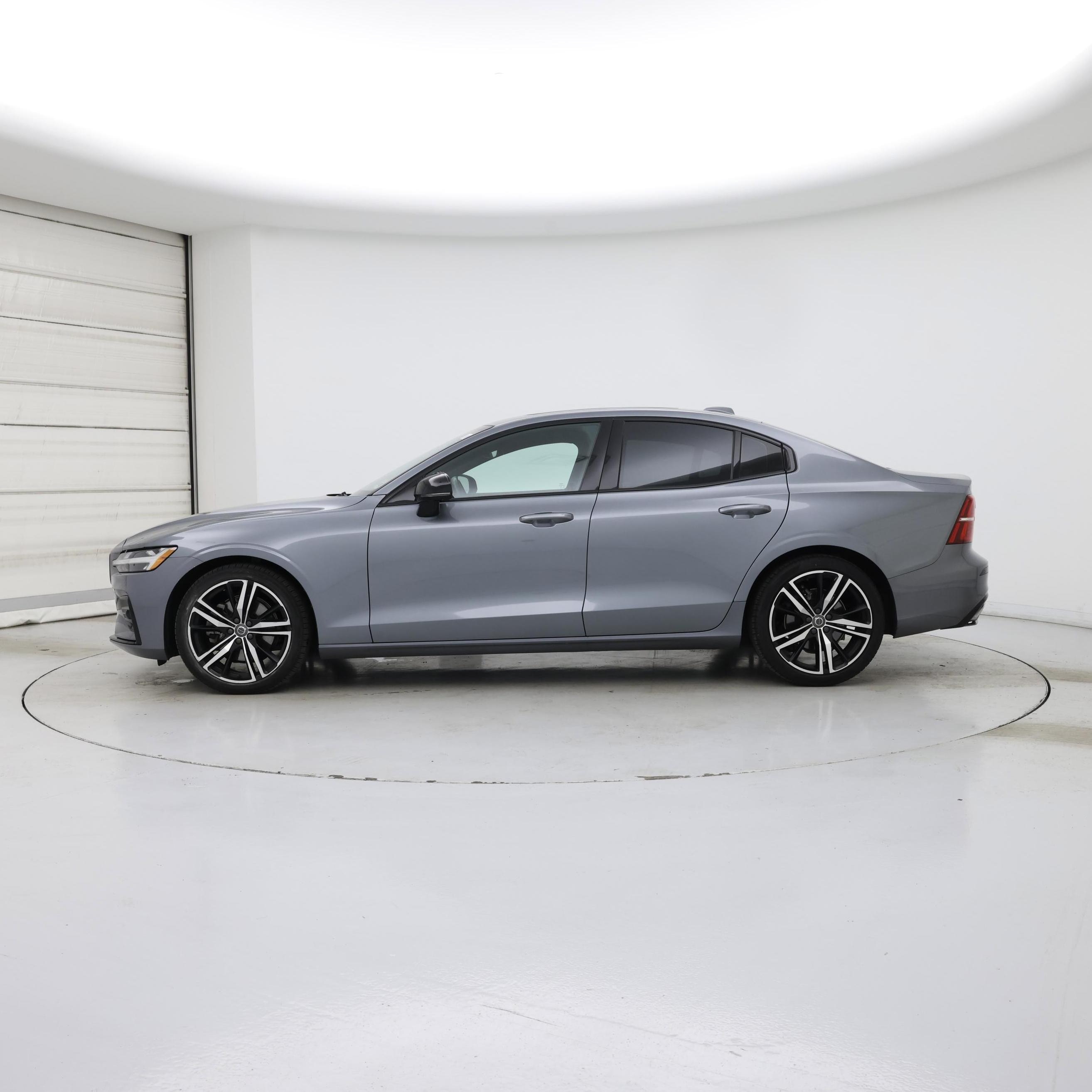 Thumbnail: 2021 Volvo S60 - 3