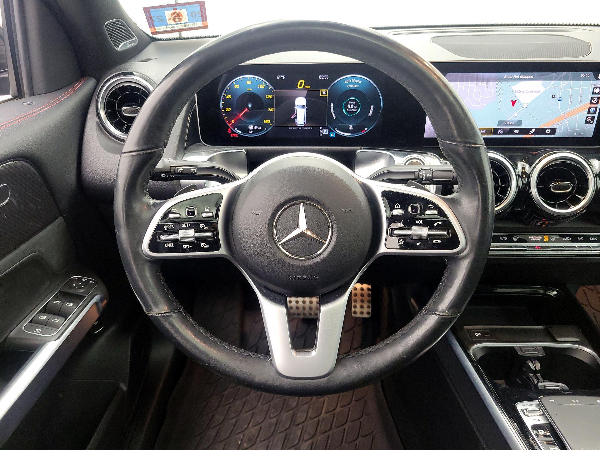 Thumbnail: 2020 Mercedes-Benz GLB - 10