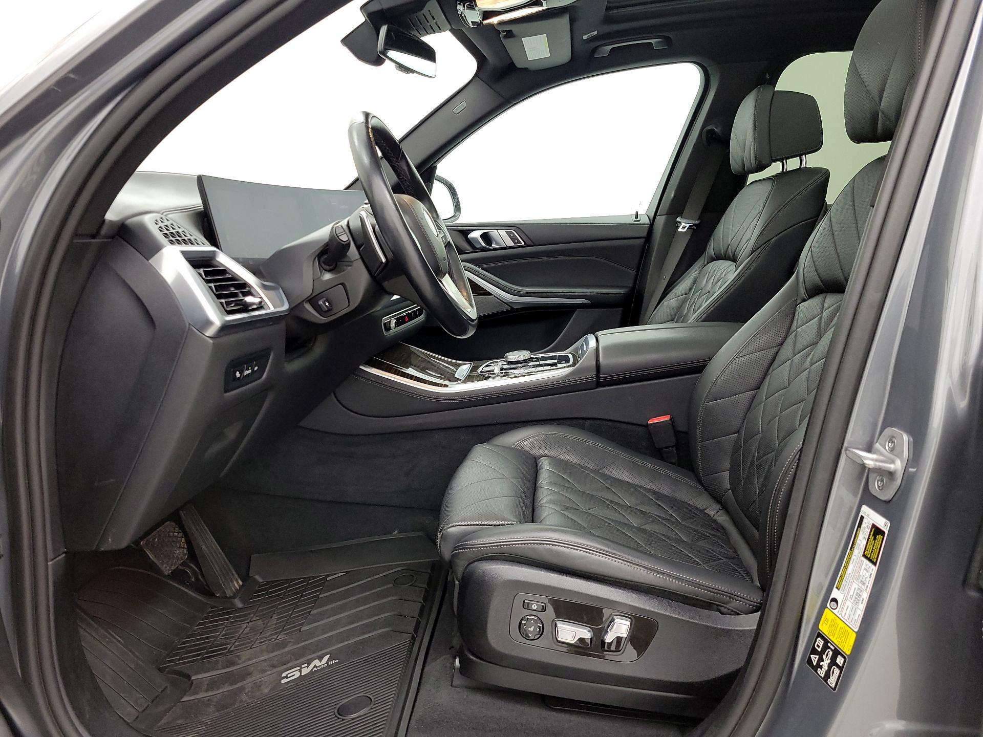 Thumbnail: 2024 BMW X5 - 11