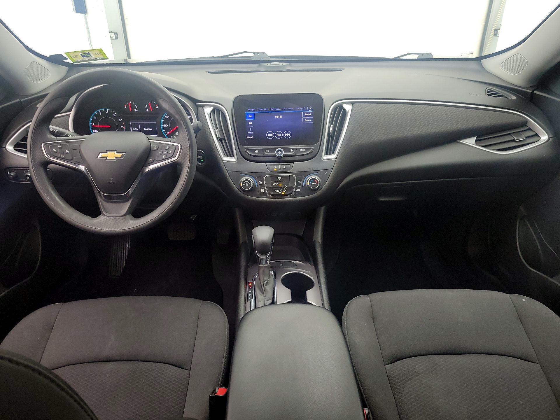 Thumbnail: 2021 Chevrolet Malibu - 9