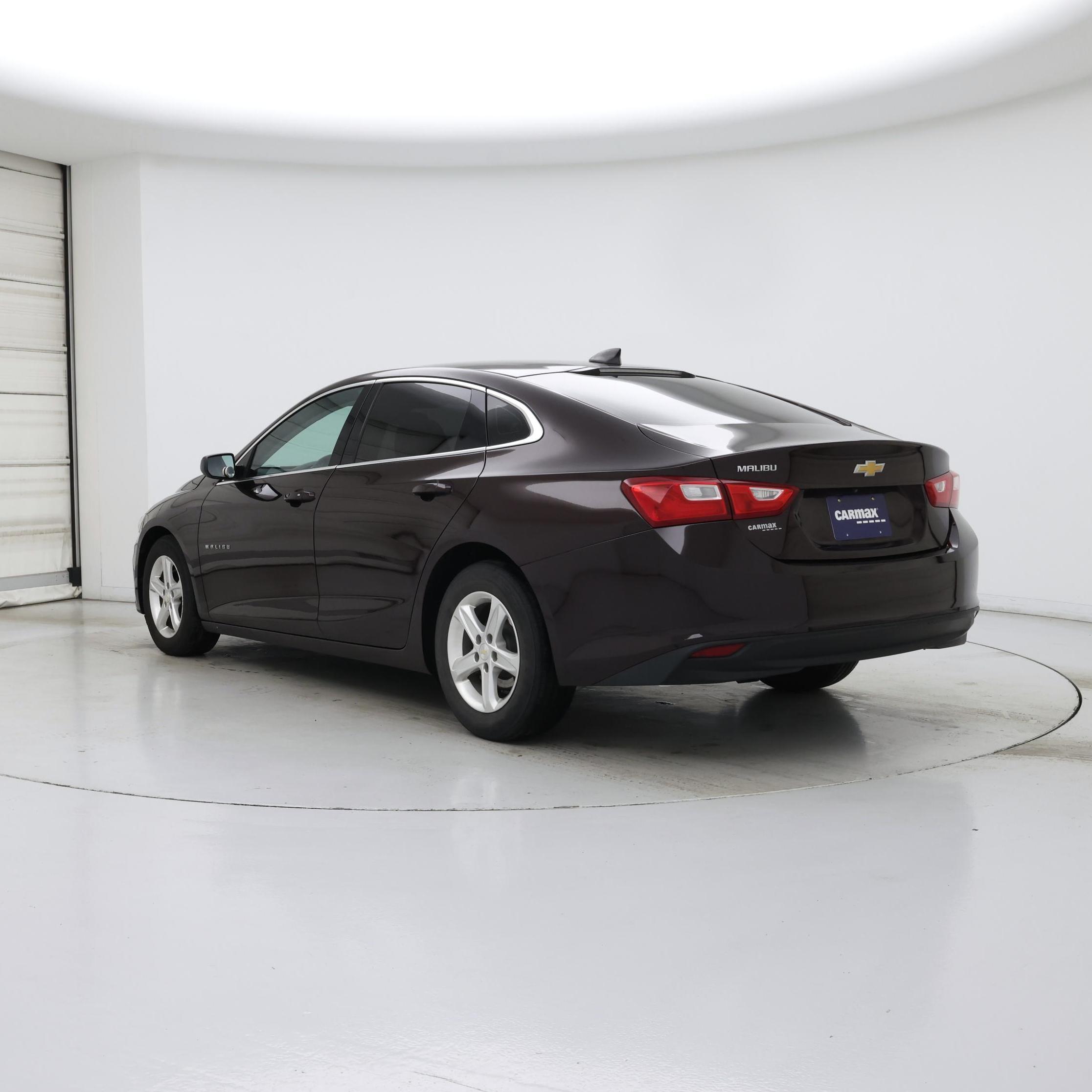 Thumbnail: 2021 Chevrolet Malibu - 2