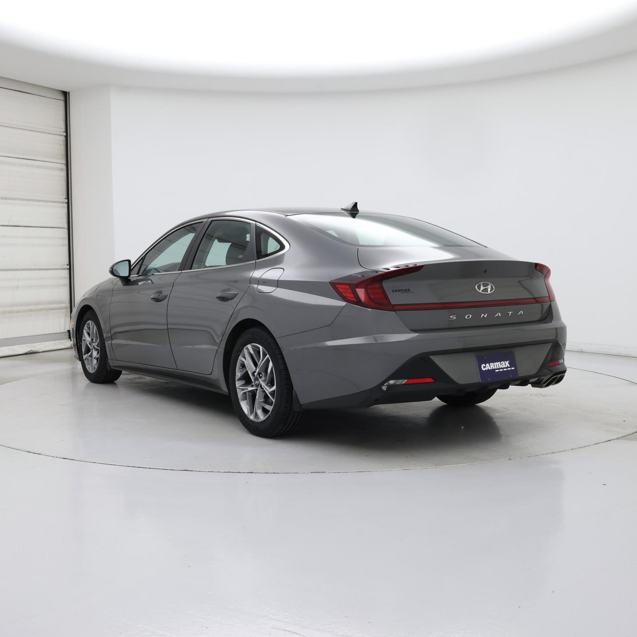 Thumbnail: 2023 Hyundai Sonata - 2