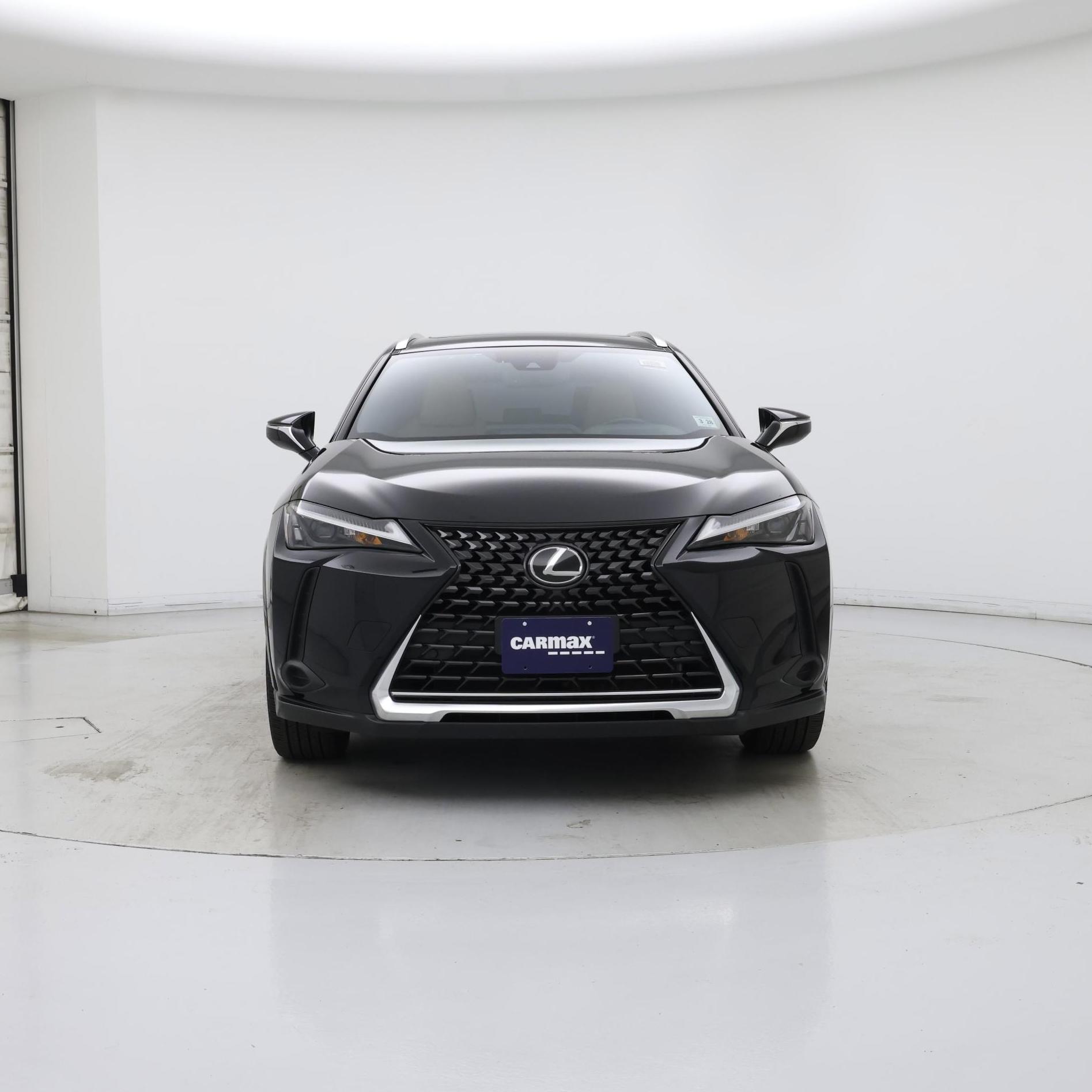 Thumbnail: 2023 Lexus UX - 5