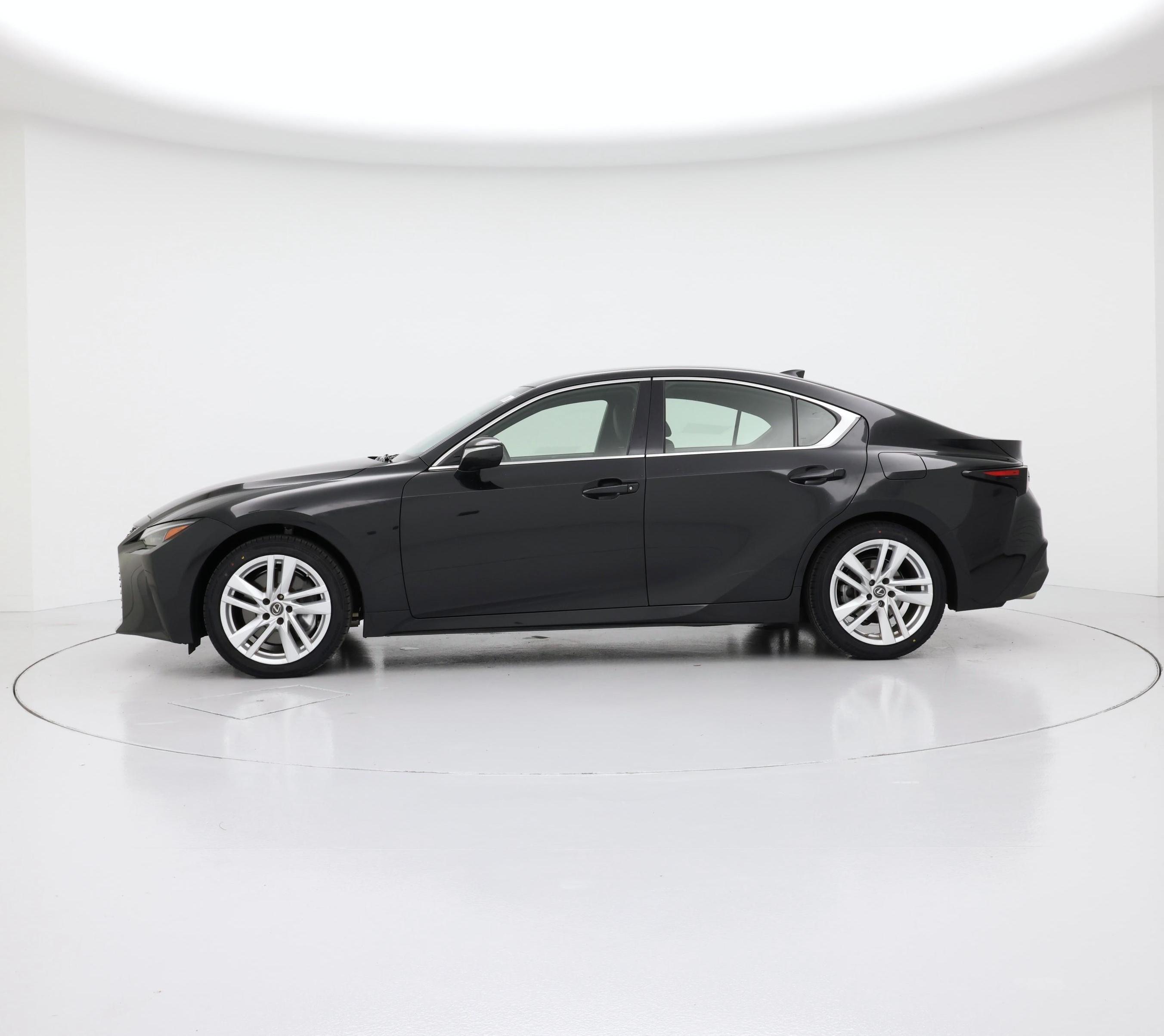 Thumbnail: 2021 Lexus IS - 3