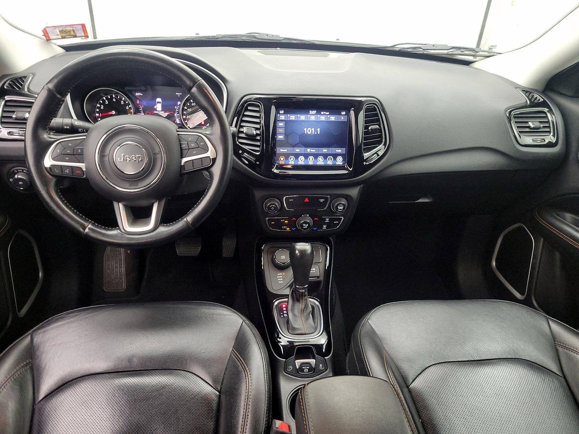 Thumbnail: 2019 Jeep Compass - 9