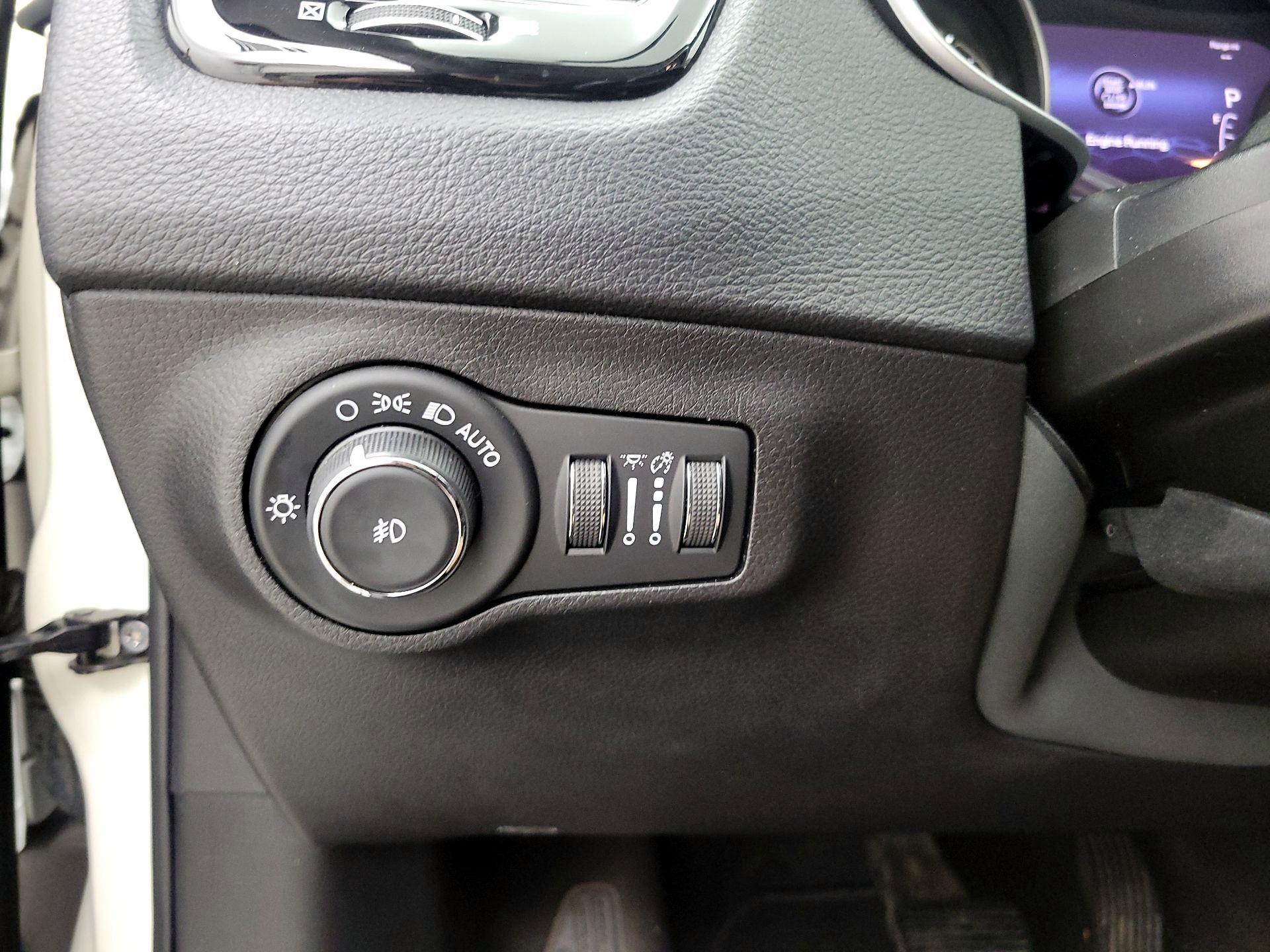 Thumbnail: 2019 Jeep Compass - 13