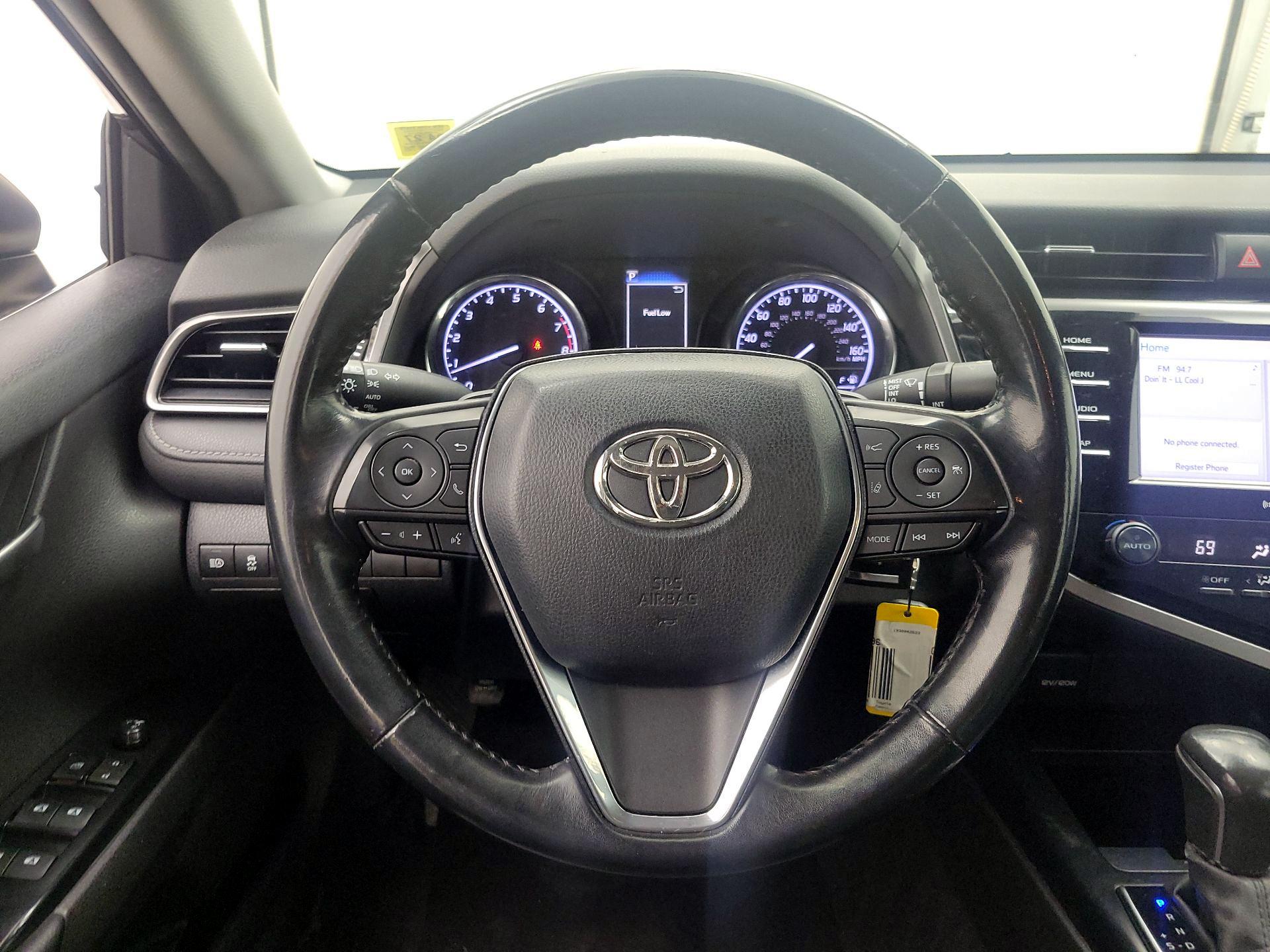 Thumbnail: 2020 Toyota Camry - 10