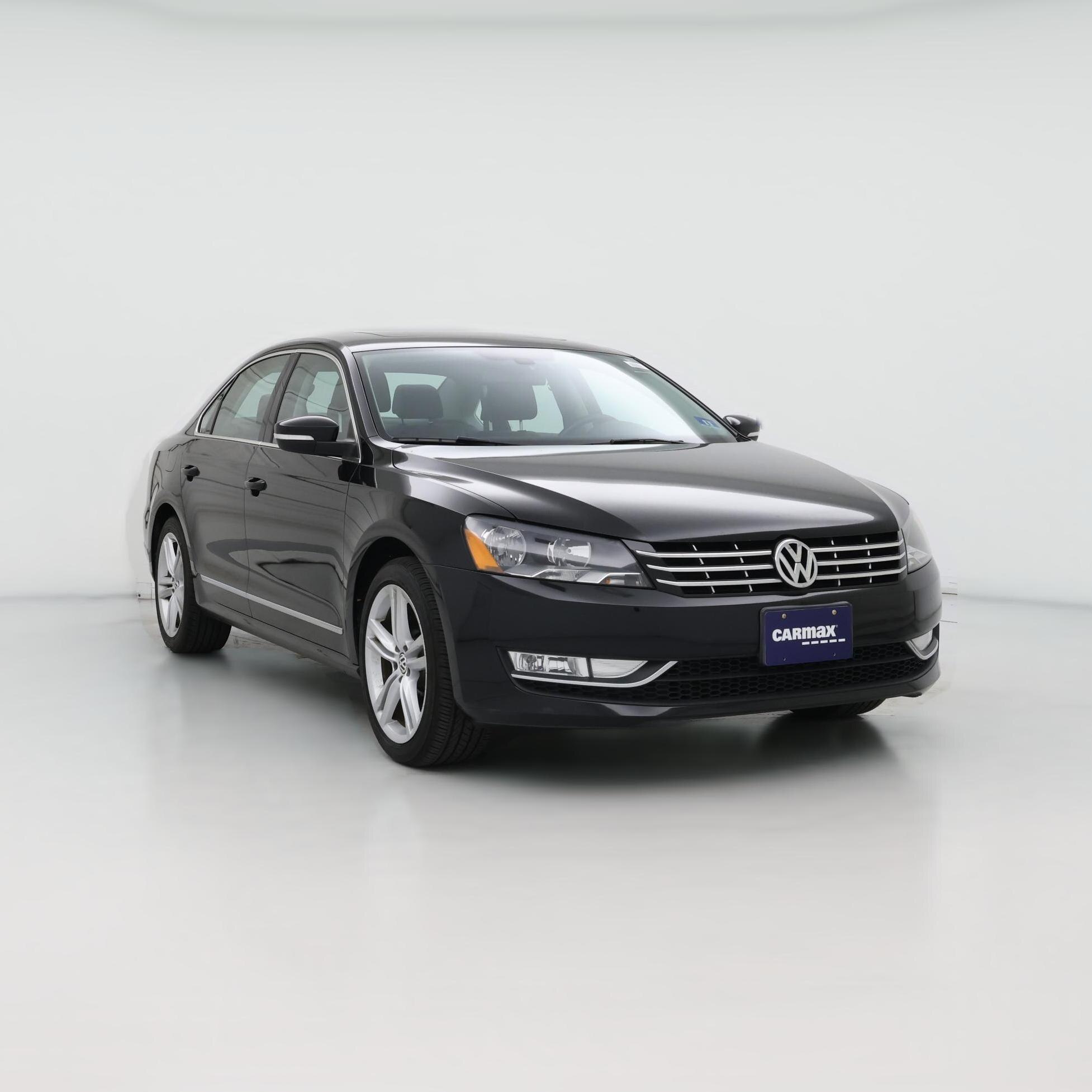 Thumbnail: 2015 Volkswagen Passat - 1