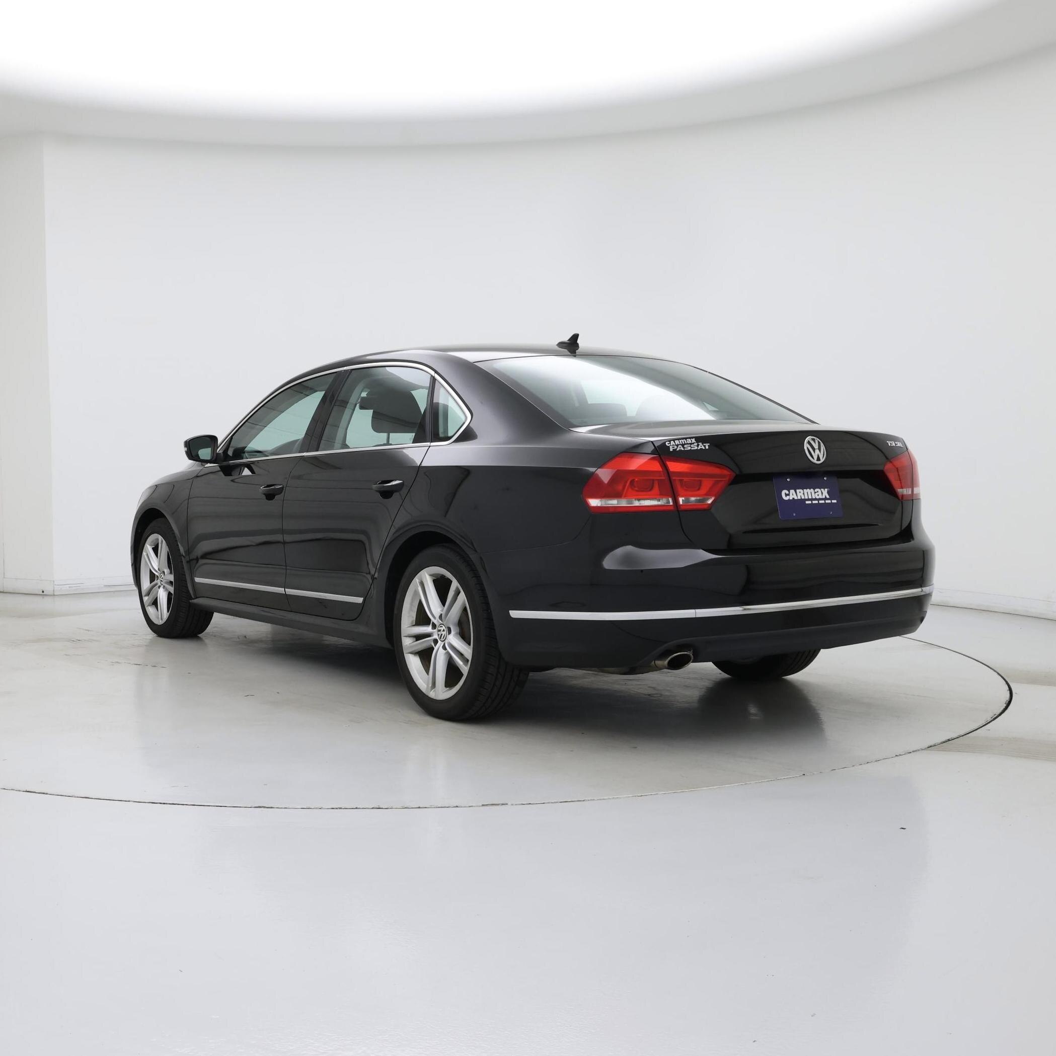 Thumbnail: 2015 Volkswagen Passat - 2