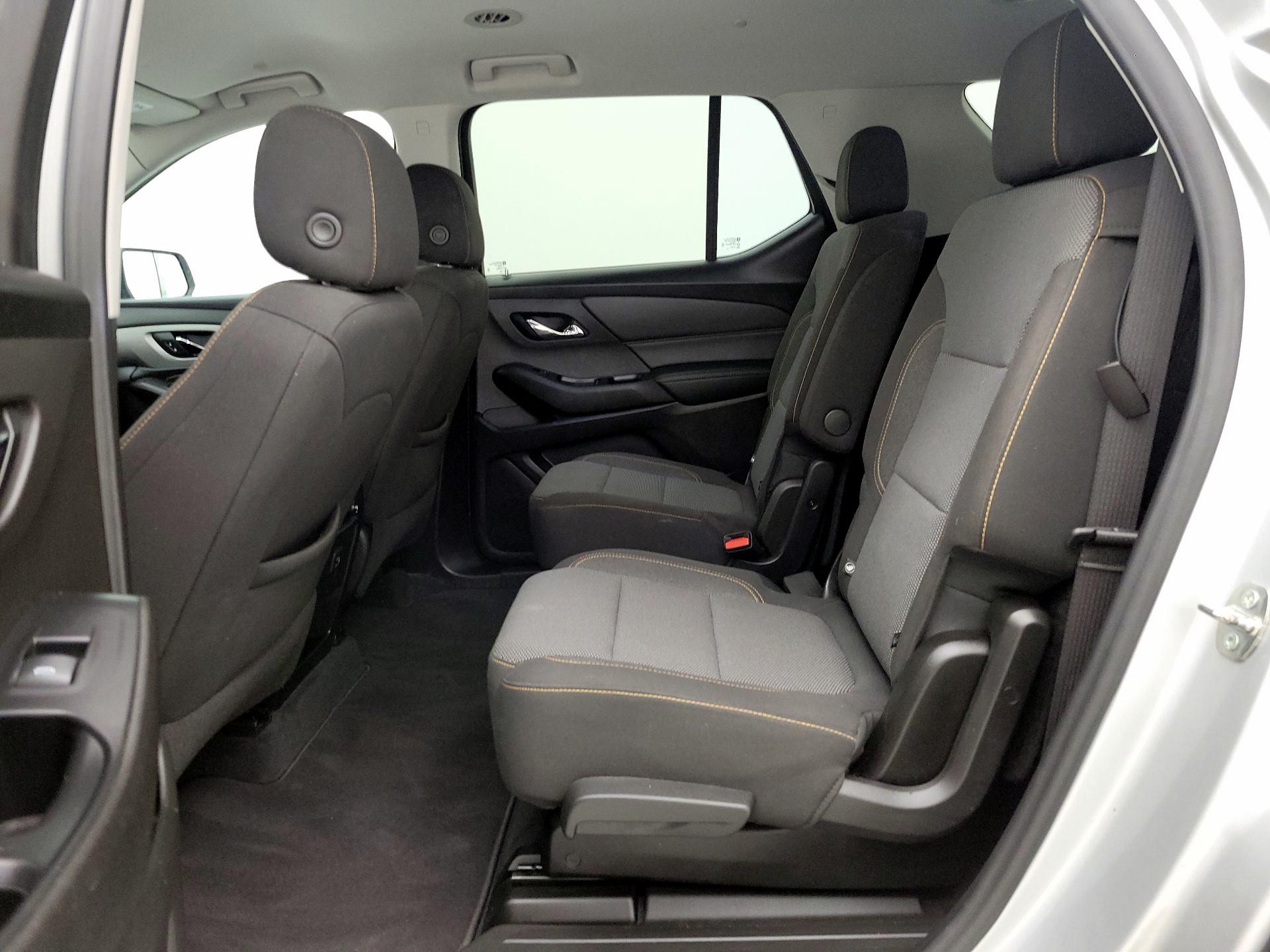 Thumbnail: 2021 Chevrolet Traverse - 19
