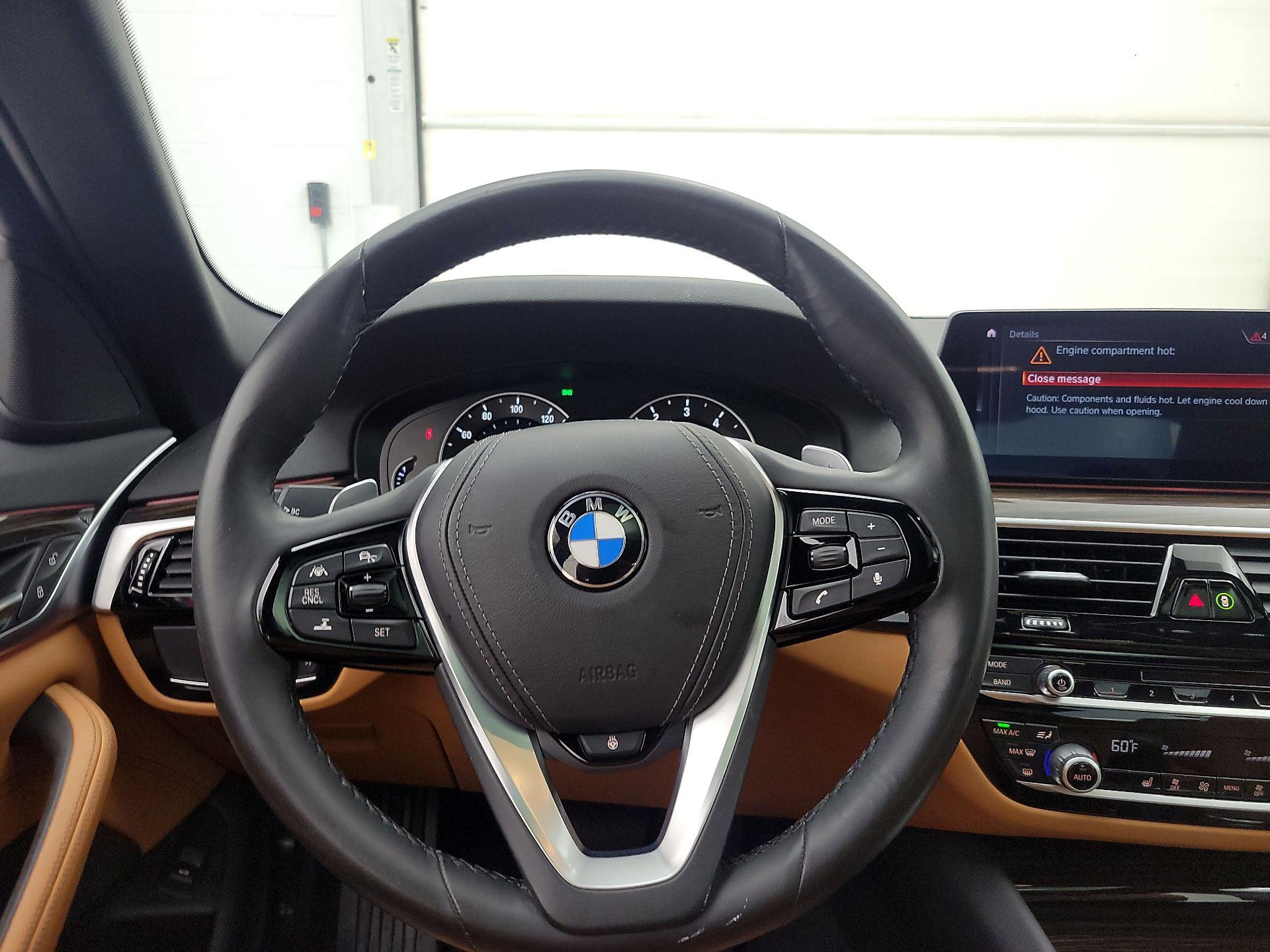 Thumbnail: 2016 BMW 3 Series - 10