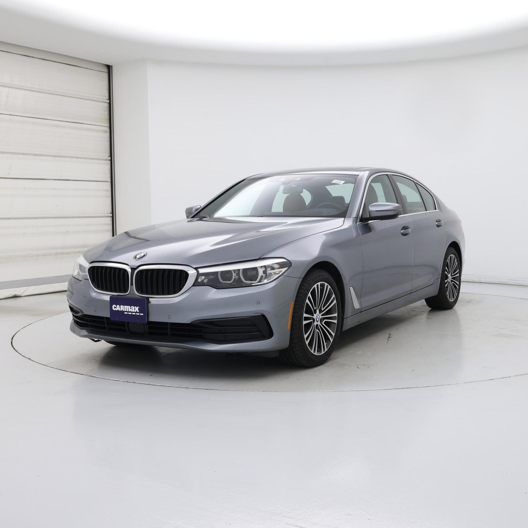 Thumbnail: 2016 BMW 3 Series - 4