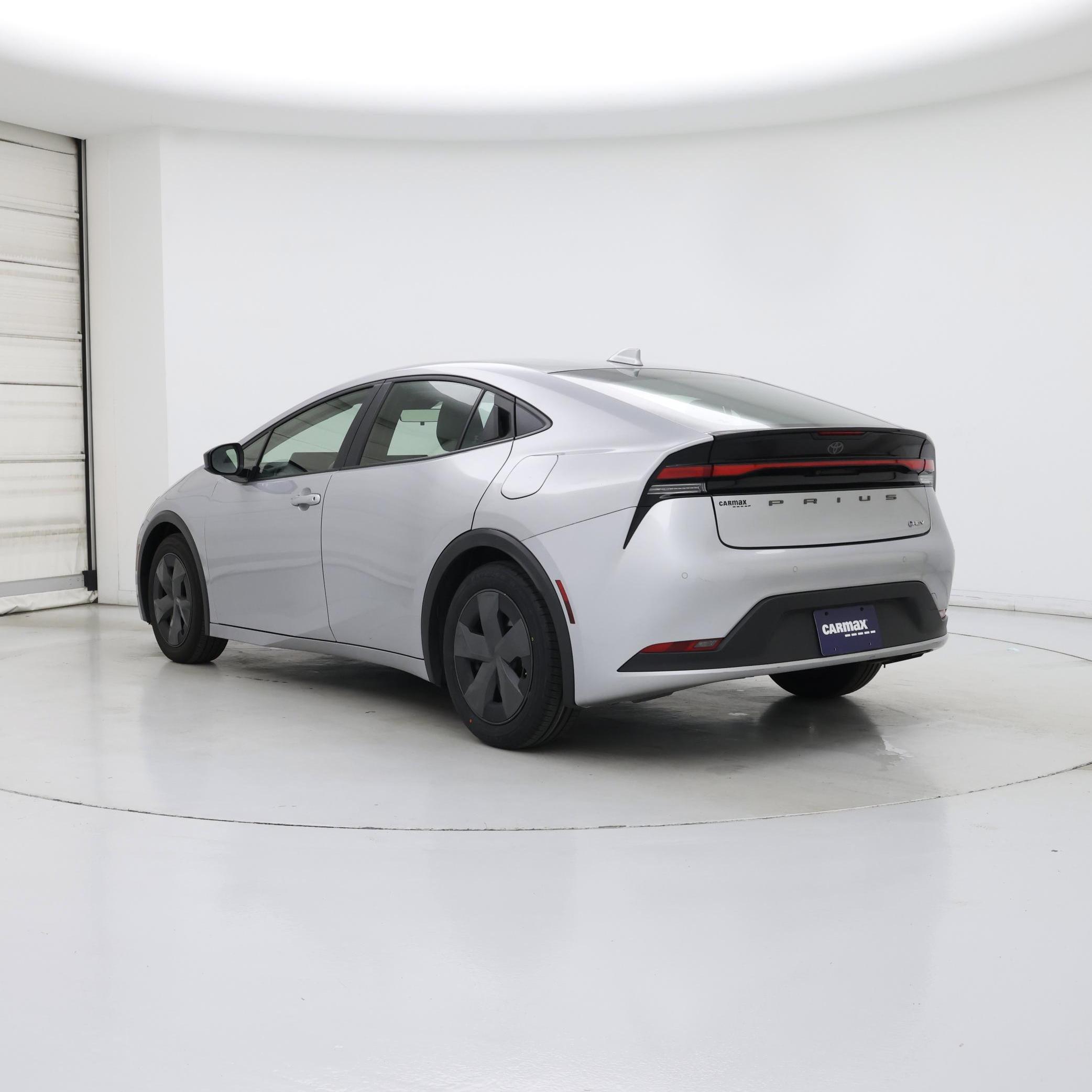 Thumbnail: 2025 Toyota Prius - 2