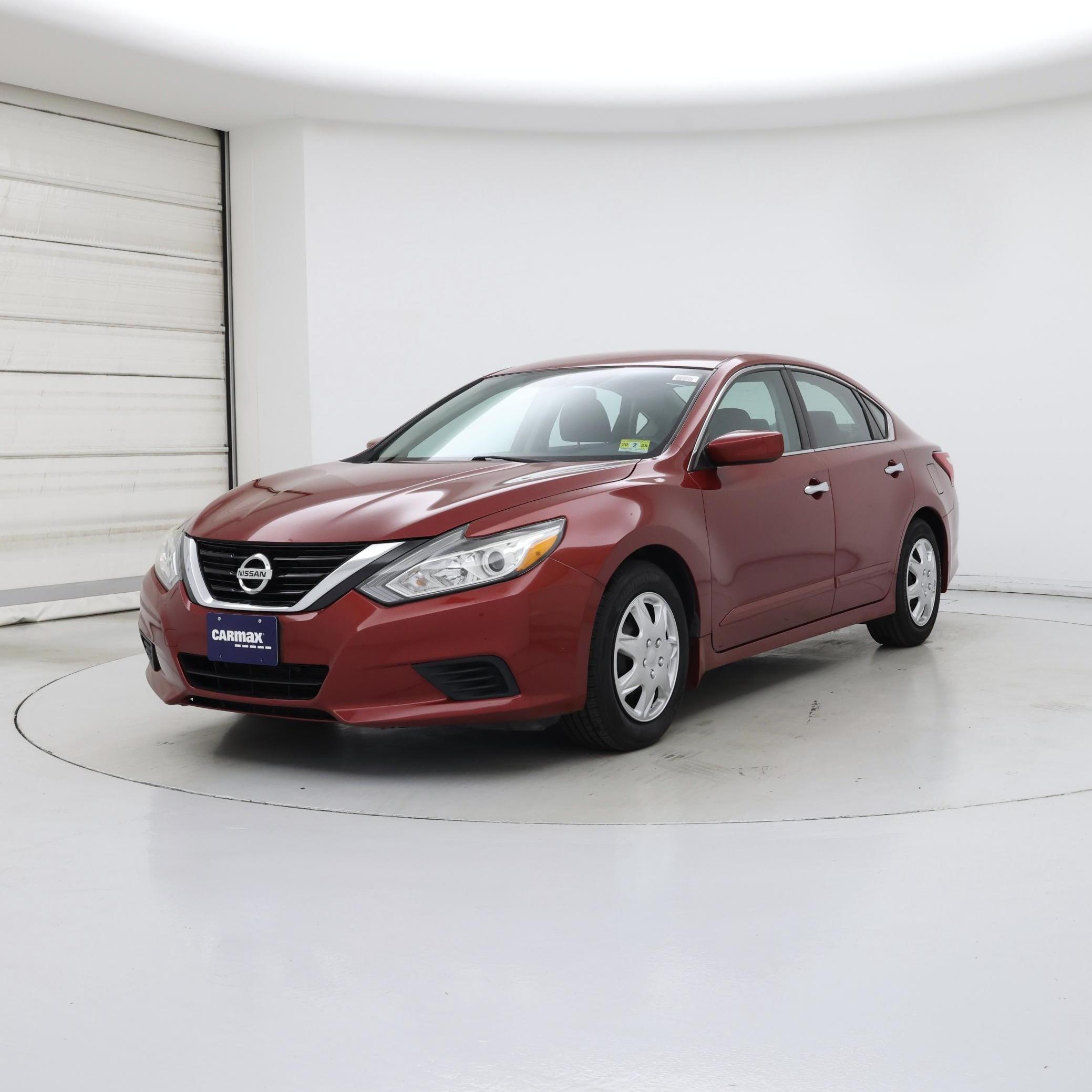 Thumbnail: 2017 Nissan Altima - 4