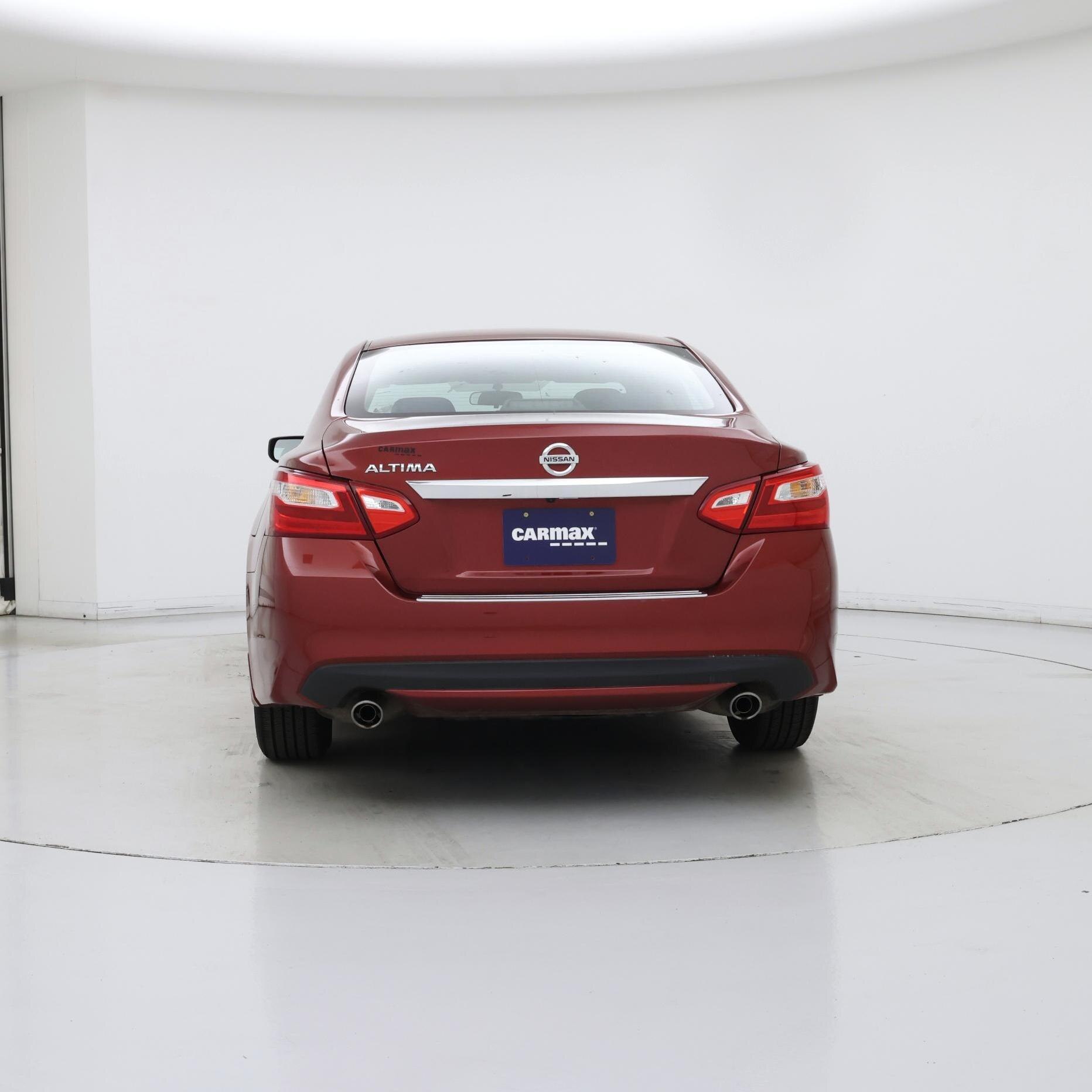 Thumbnail: 2017 Nissan Altima - 6