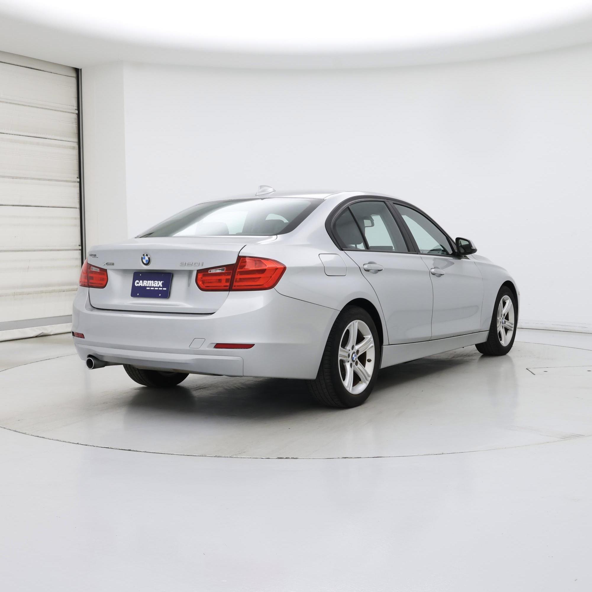 Thumbnail: 2015 BMW 3 Series - 8