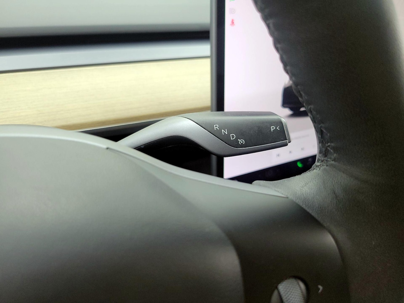 2022 Tesla Model Y Long Range - Photo 18