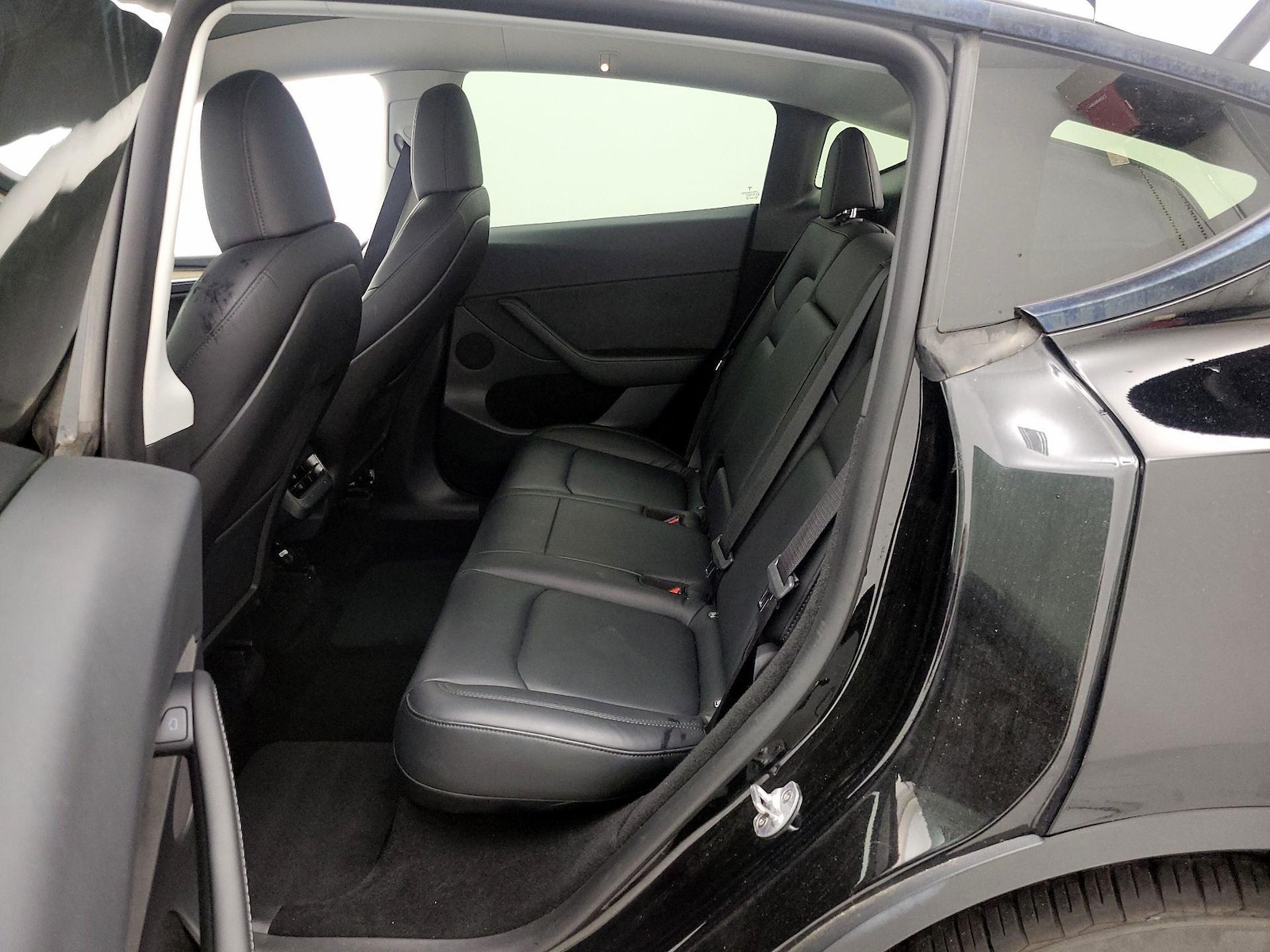 2022 Tesla Model Y Long Range - Photo 21