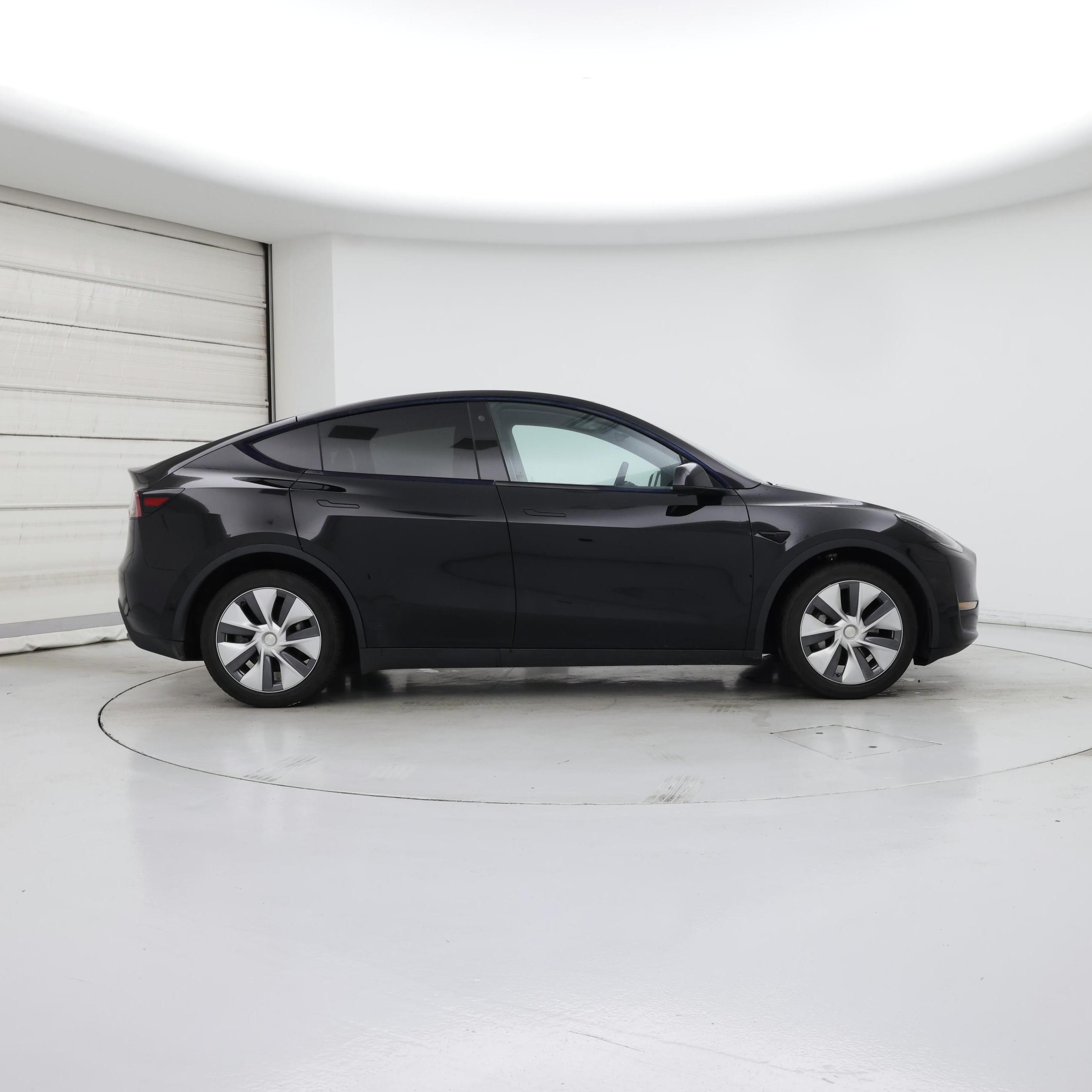 Thumbnail: 2022 Tesla Model Y - 7