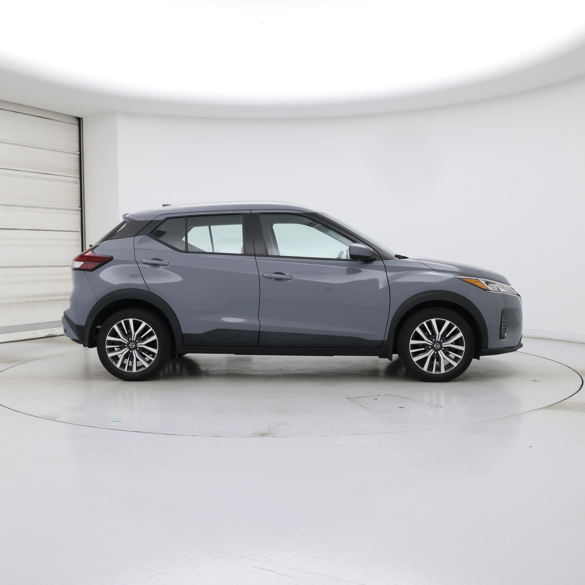 Thumbnail: 2021 Nissan Kicks - 7