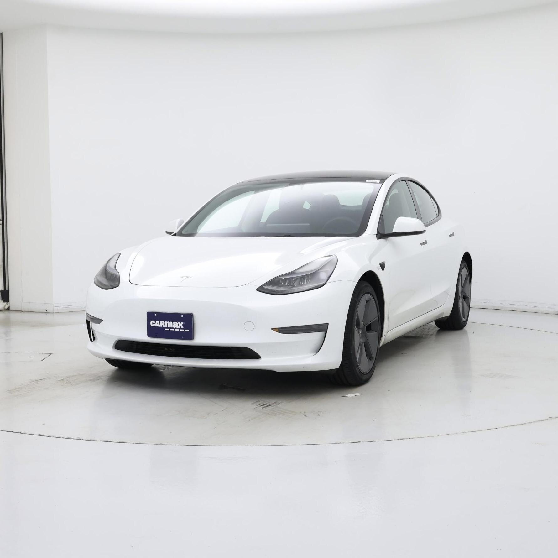 Thumbnail: 2023 Tesla Model 3 - 4