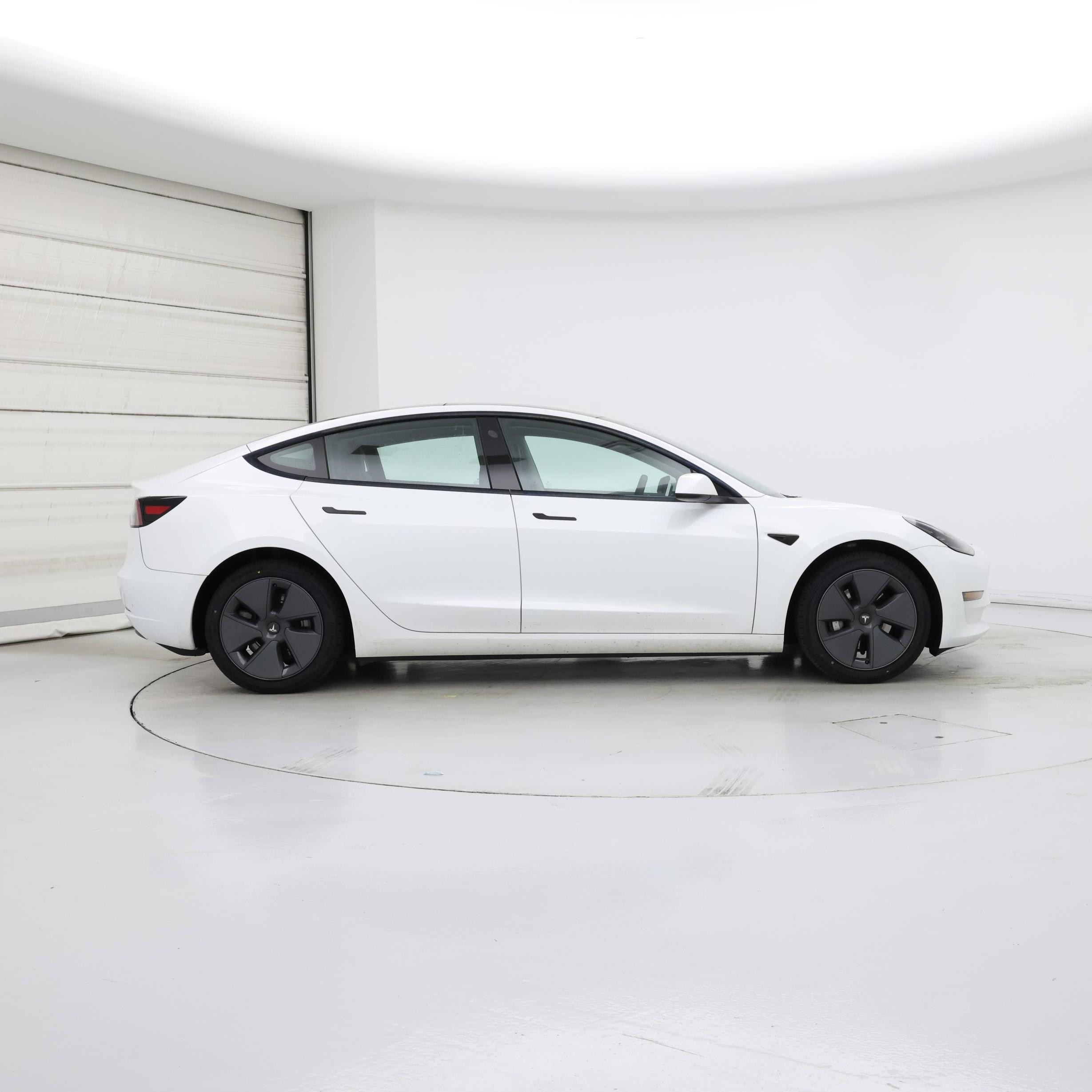 Thumbnail: 2023 Tesla Model 3 - 7