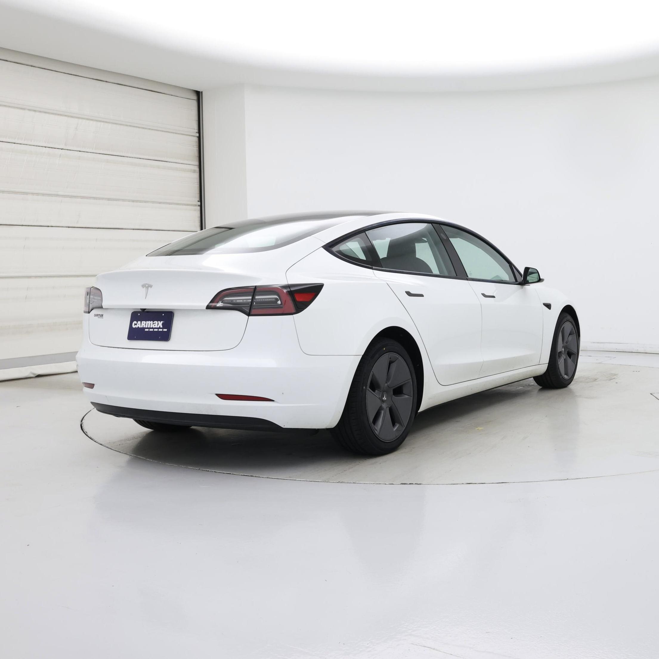 Thumbnail: 2023 Tesla Model 3 - 8