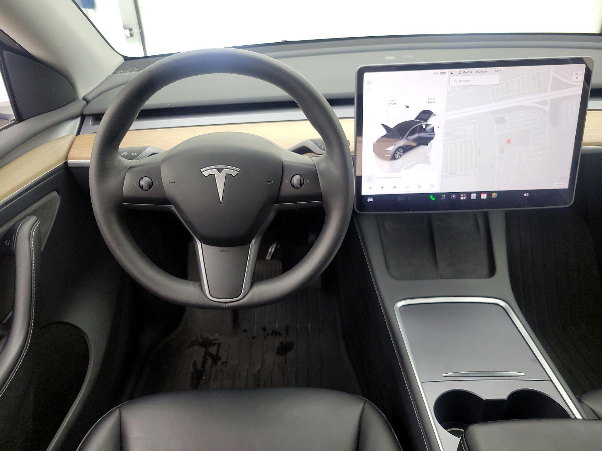 Thumbnail: 2023 Tesla Model Y - 10