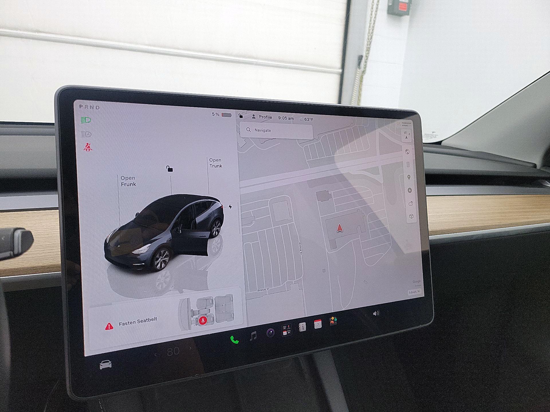 Thumbnail: 2023 Tesla Model Y - 13