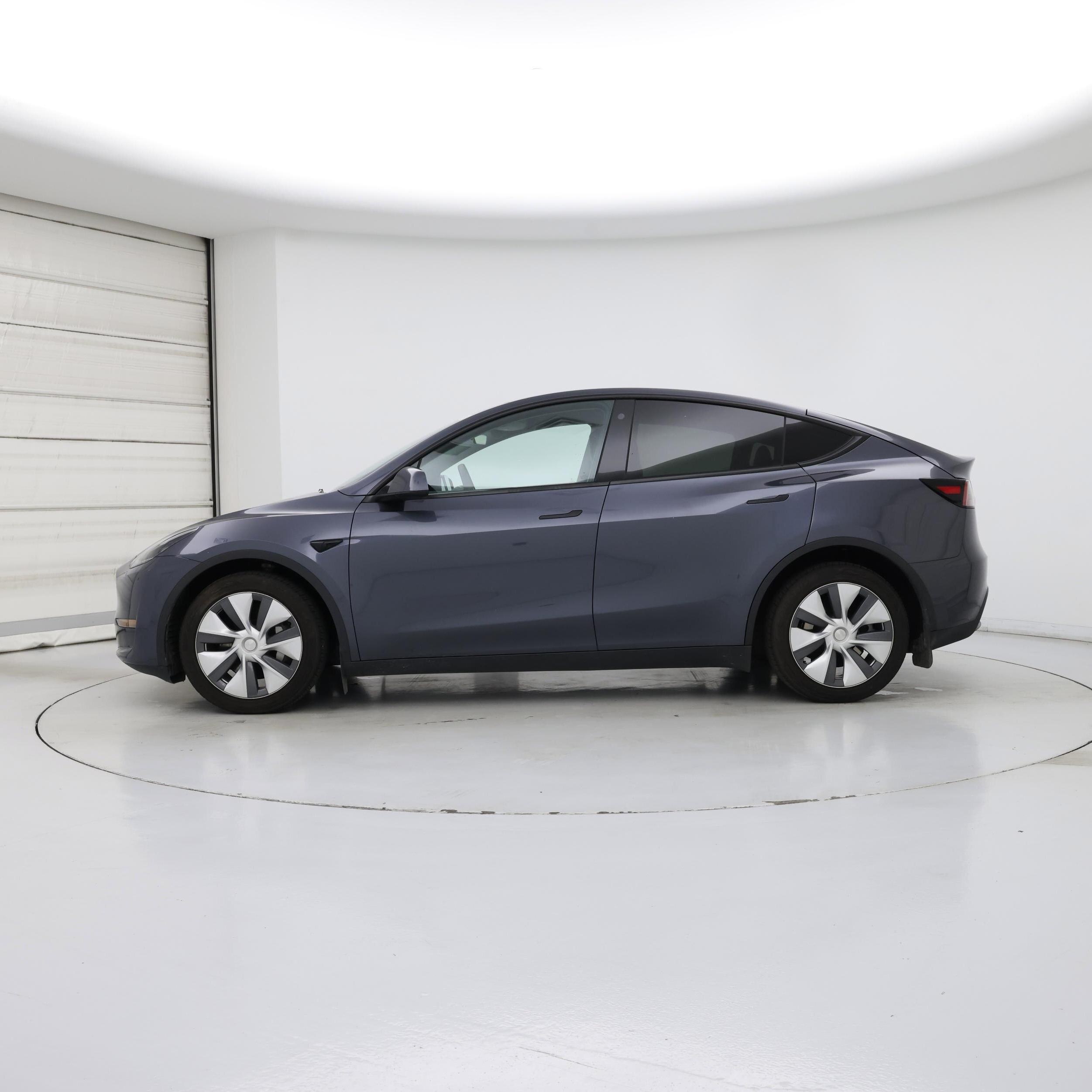 Thumbnail: 2023 Tesla Model Y - 3