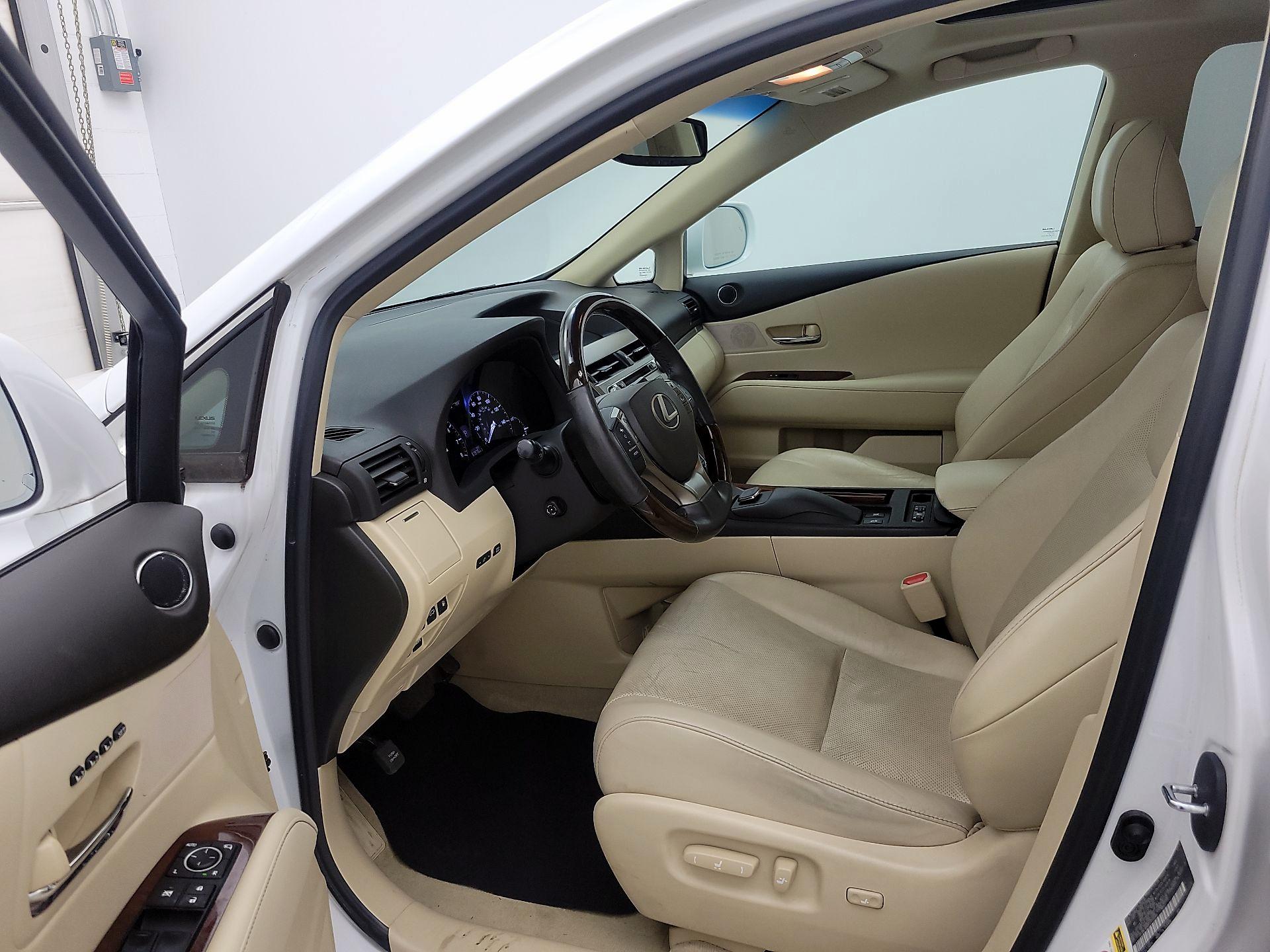 Thumbnail: 2015 Lexus RX - 11