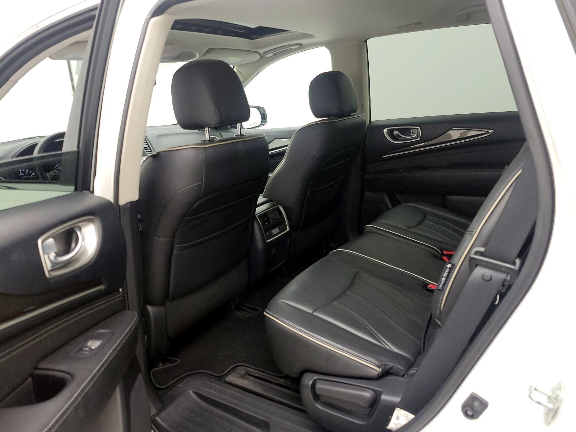 Thumbnail: 2018 INFINITI QX60 - 20