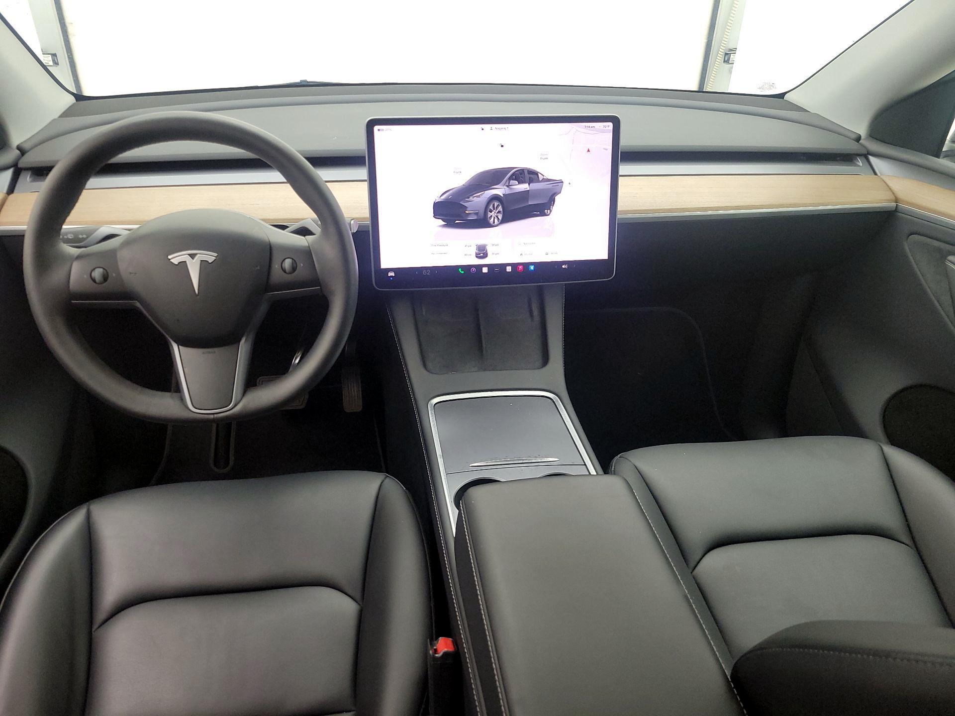 Thumbnail: 2023 Tesla Model Y - 9