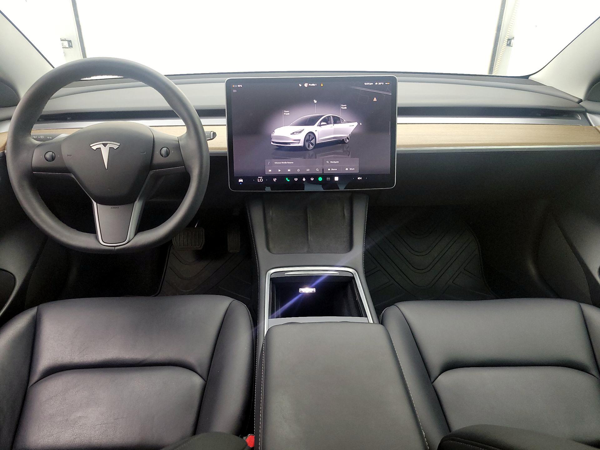 Thumbnail: 2023 Tesla Model 3 - 9