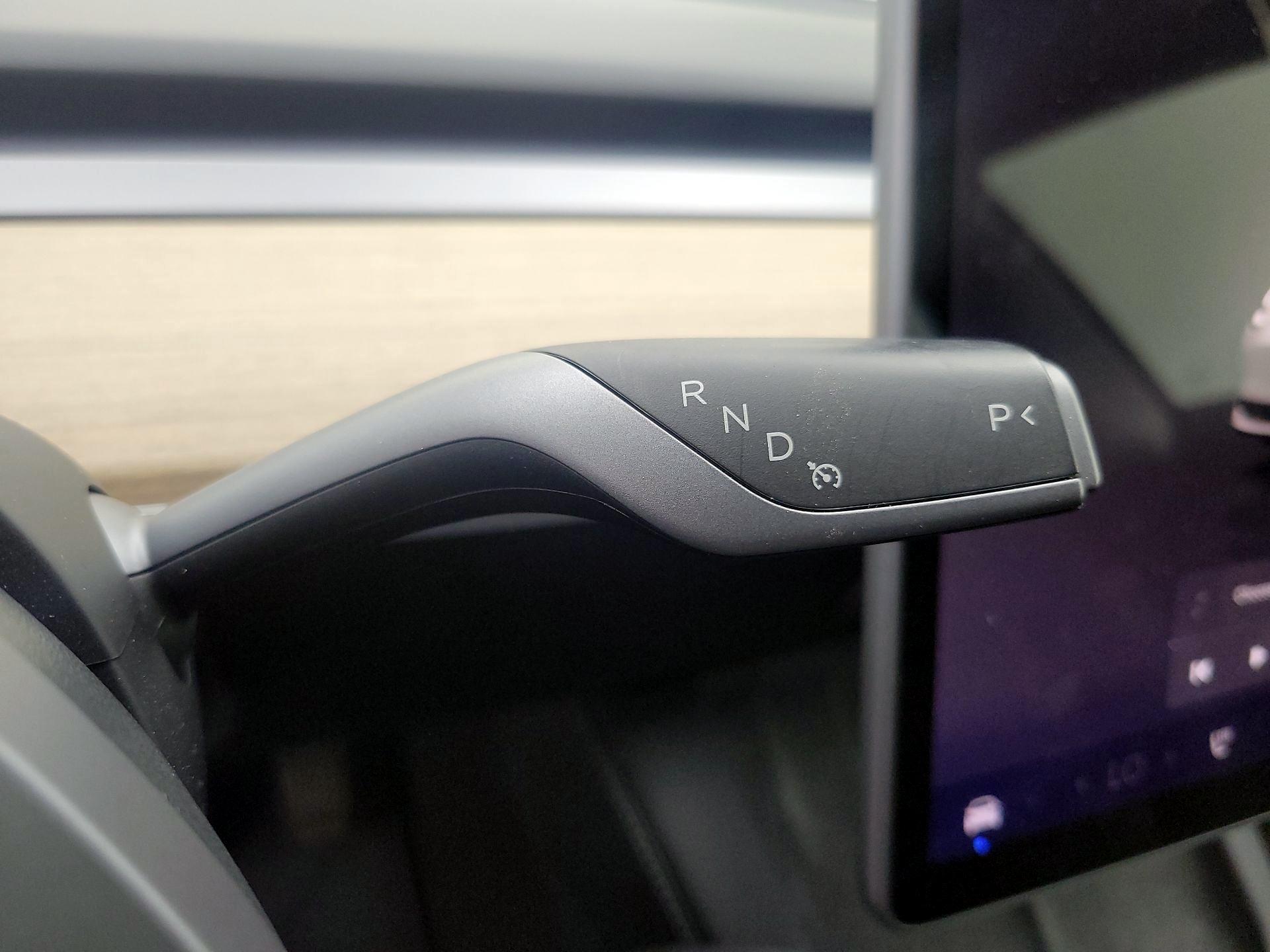 Thumbnail: 2023 Tesla Model 3 - 17