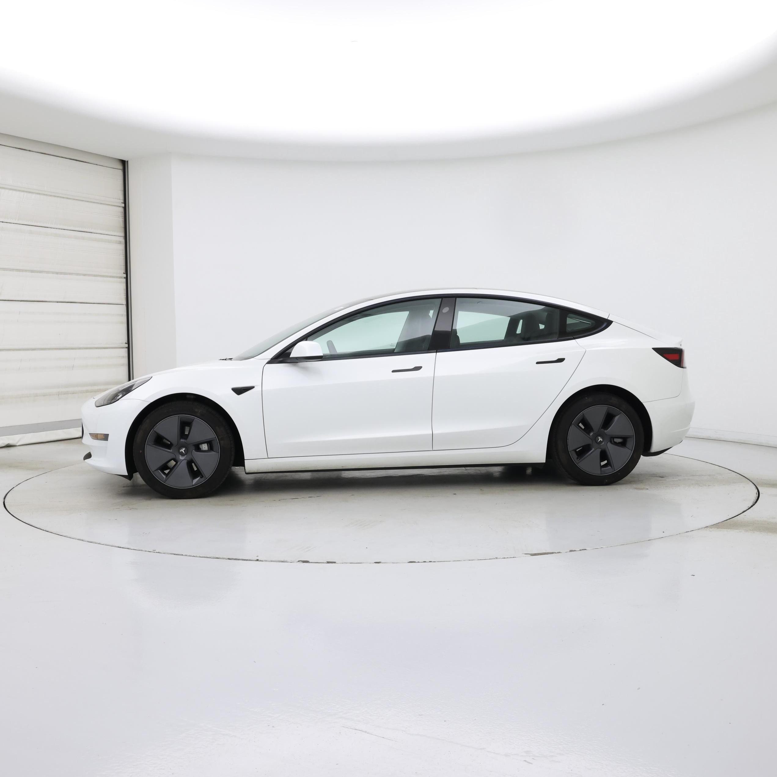 Thumbnail: 2023 Tesla Model 3 - 3