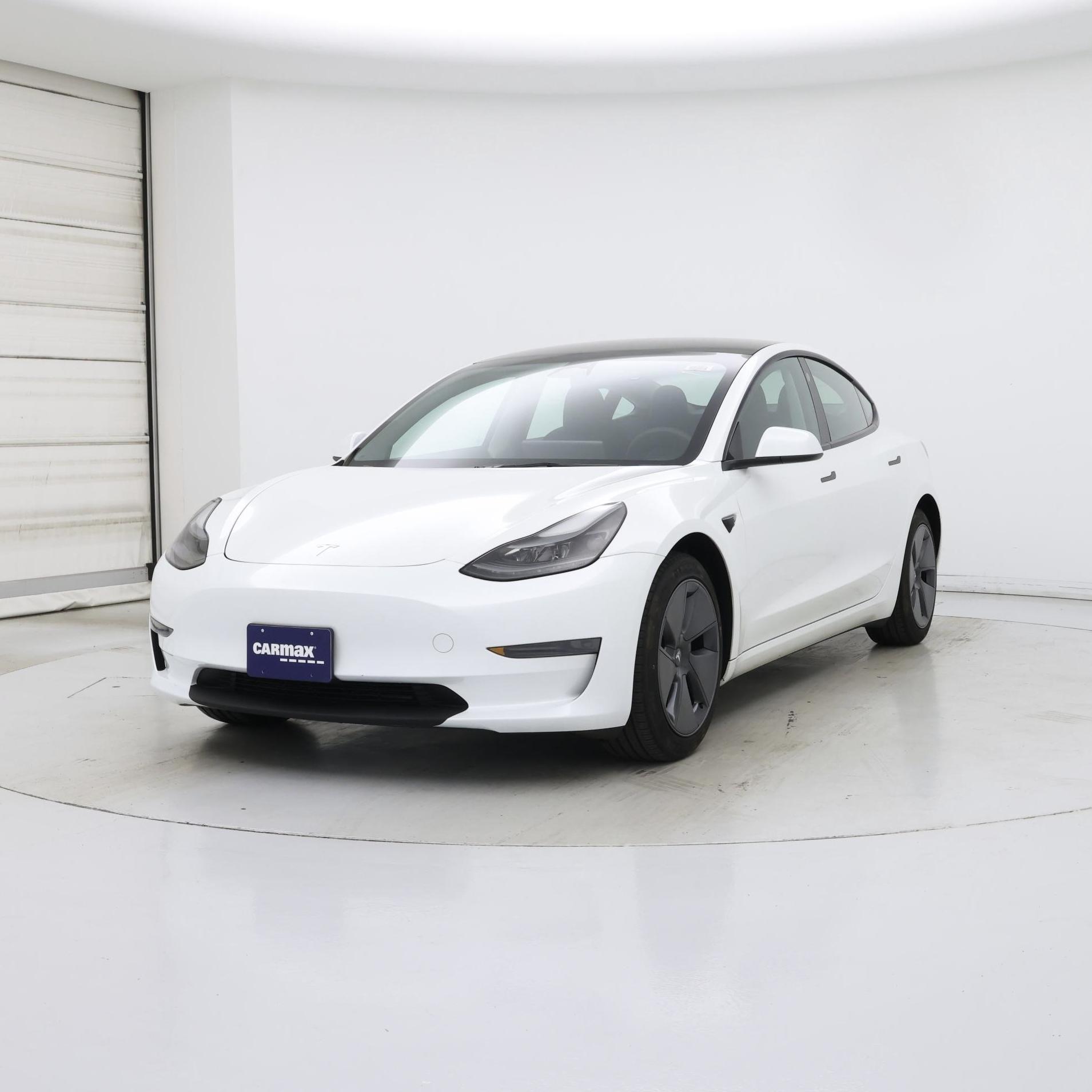 Thumbnail: 2023 Tesla Model 3 - 4