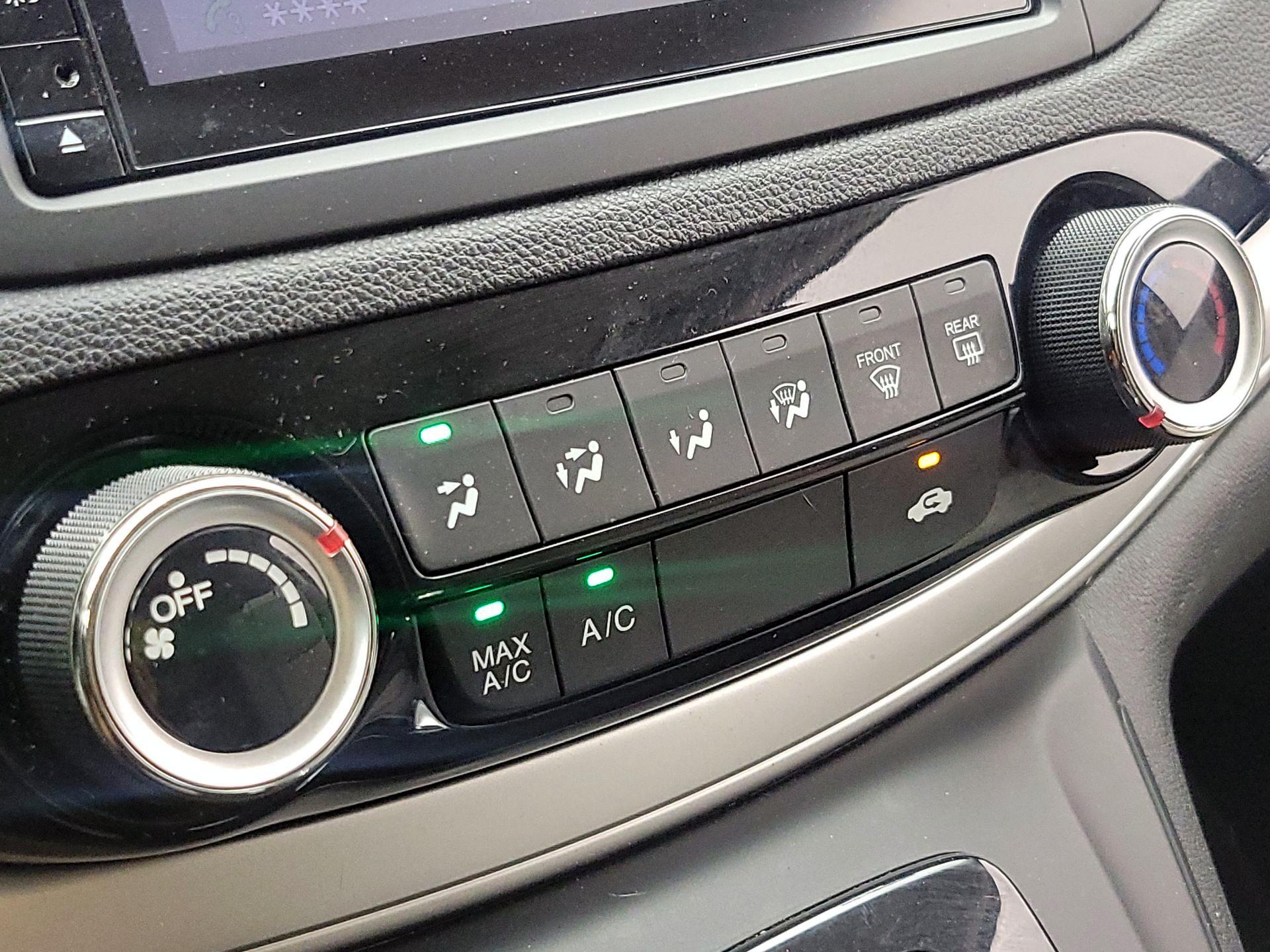 Thumbnail: 2016 Honda CR-V - 16