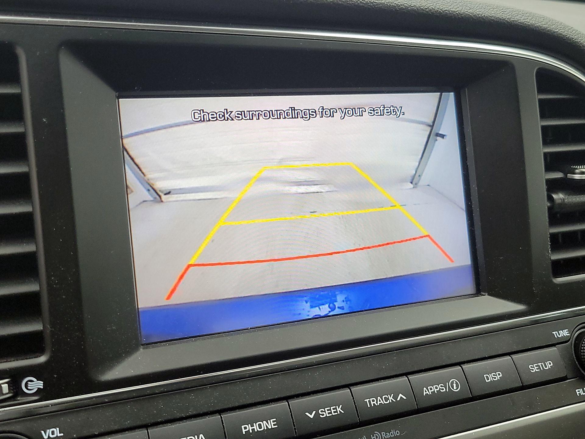 Thumbnail: 2017 Hyundai Elantra - 14