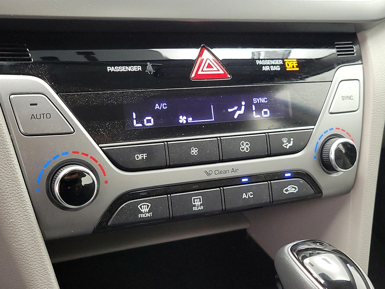 2017 Hyundai Elantra SE - Photo 17