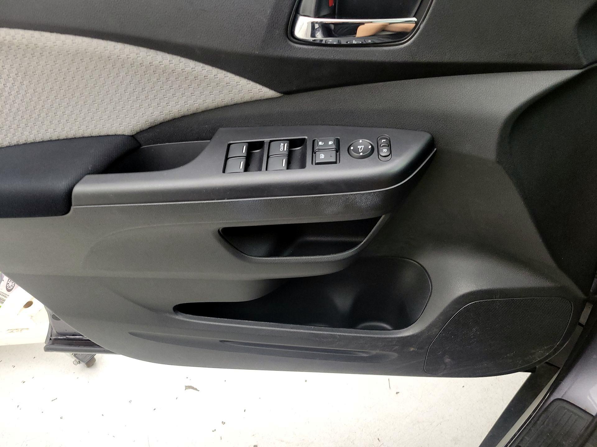 Thumbnail: 2016 Honda CR-V - 13