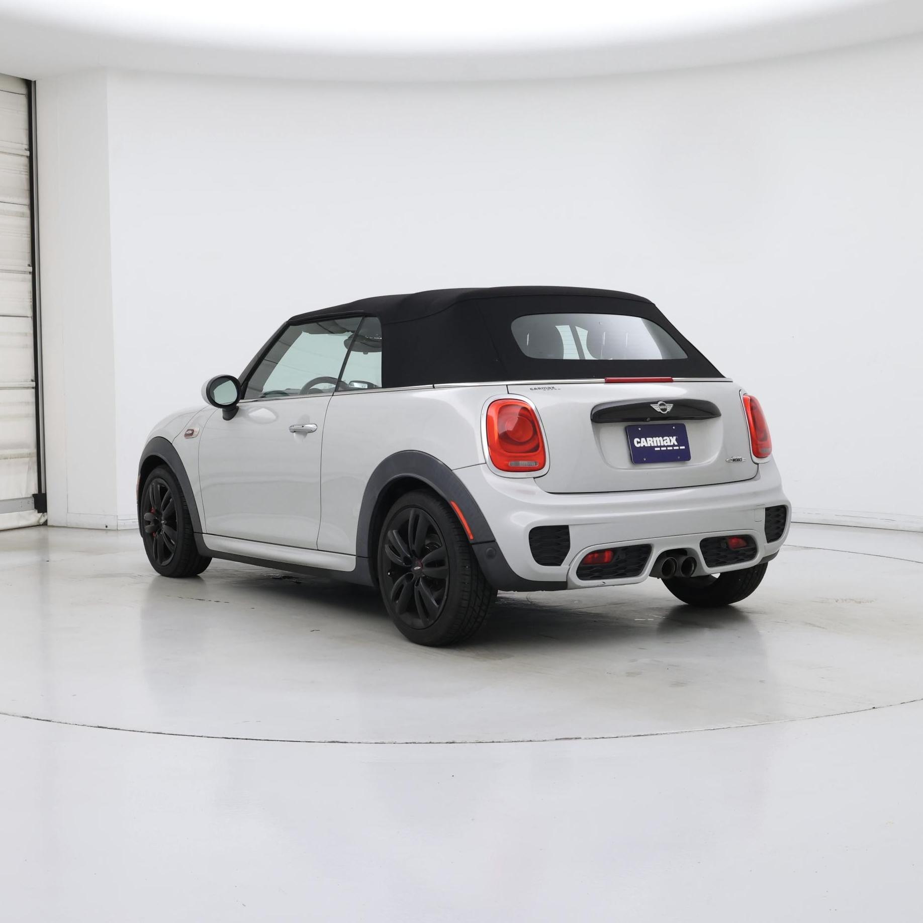 Thumbnail: 2017 MINI Cooper - 2