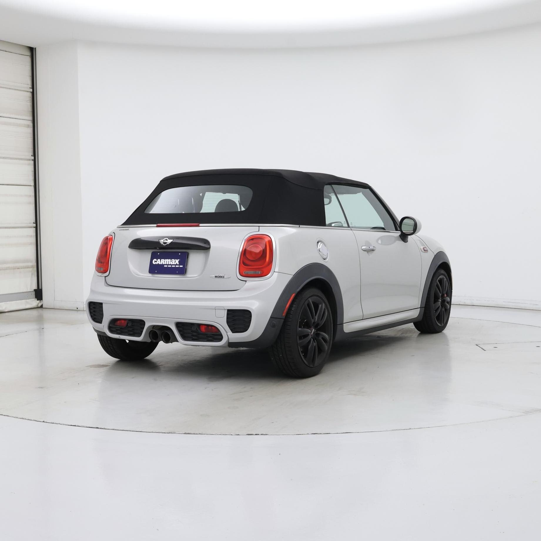 Thumbnail: 2017 MINI Cooper - 8