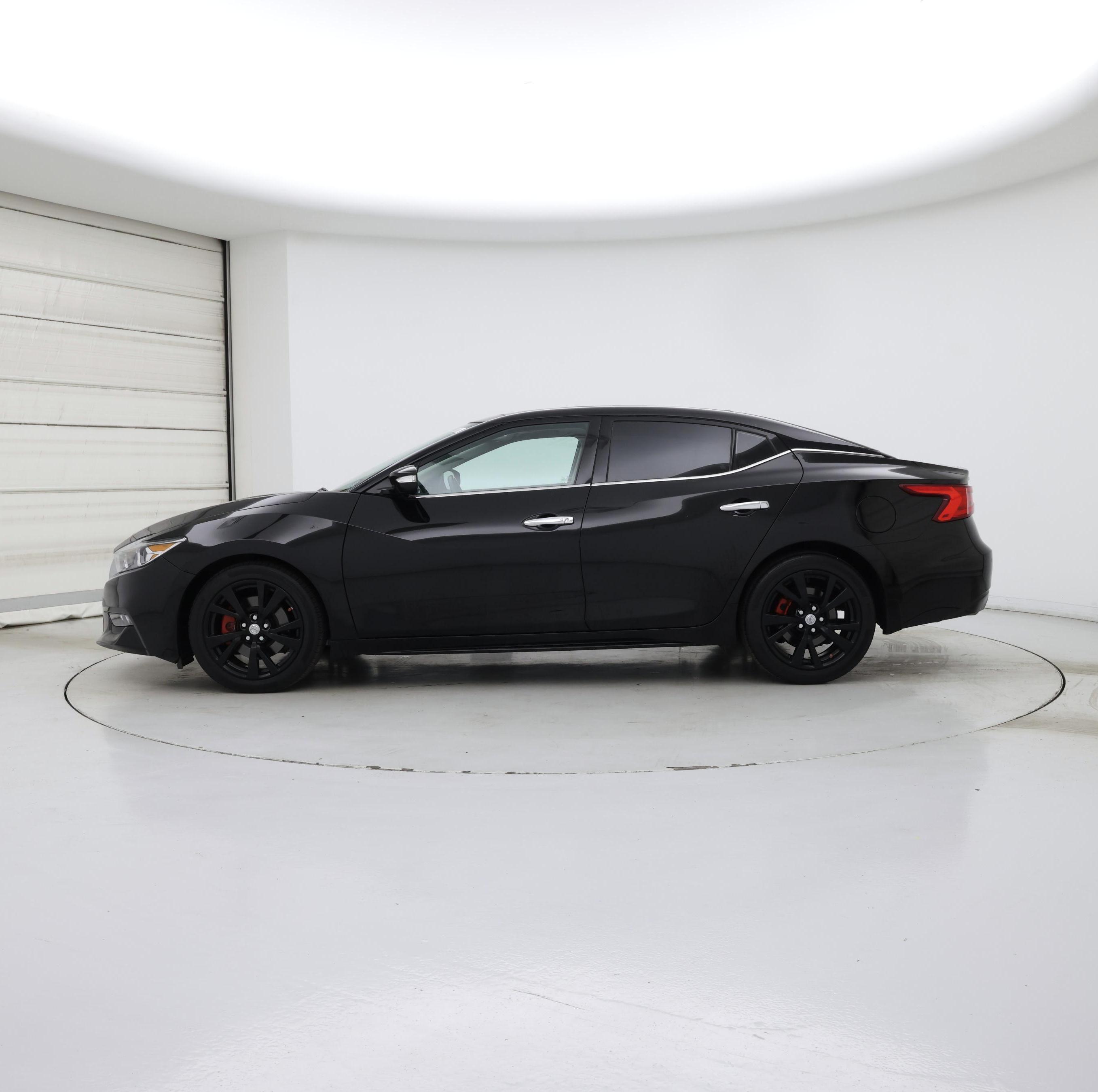 Thumbnail: 2017 Nissan Maxima - 3