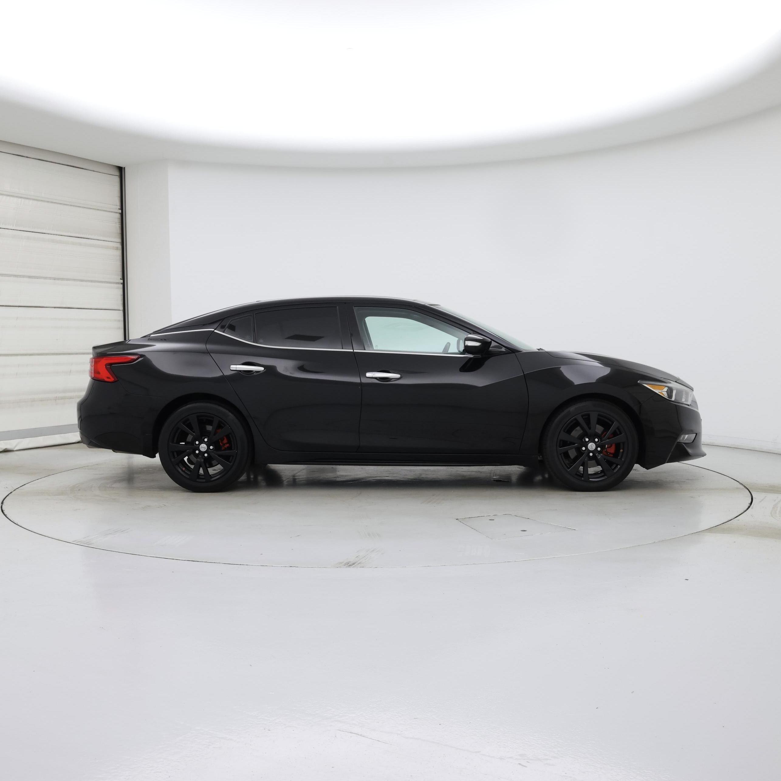 Thumbnail: 2017 Nissan Maxima - 7