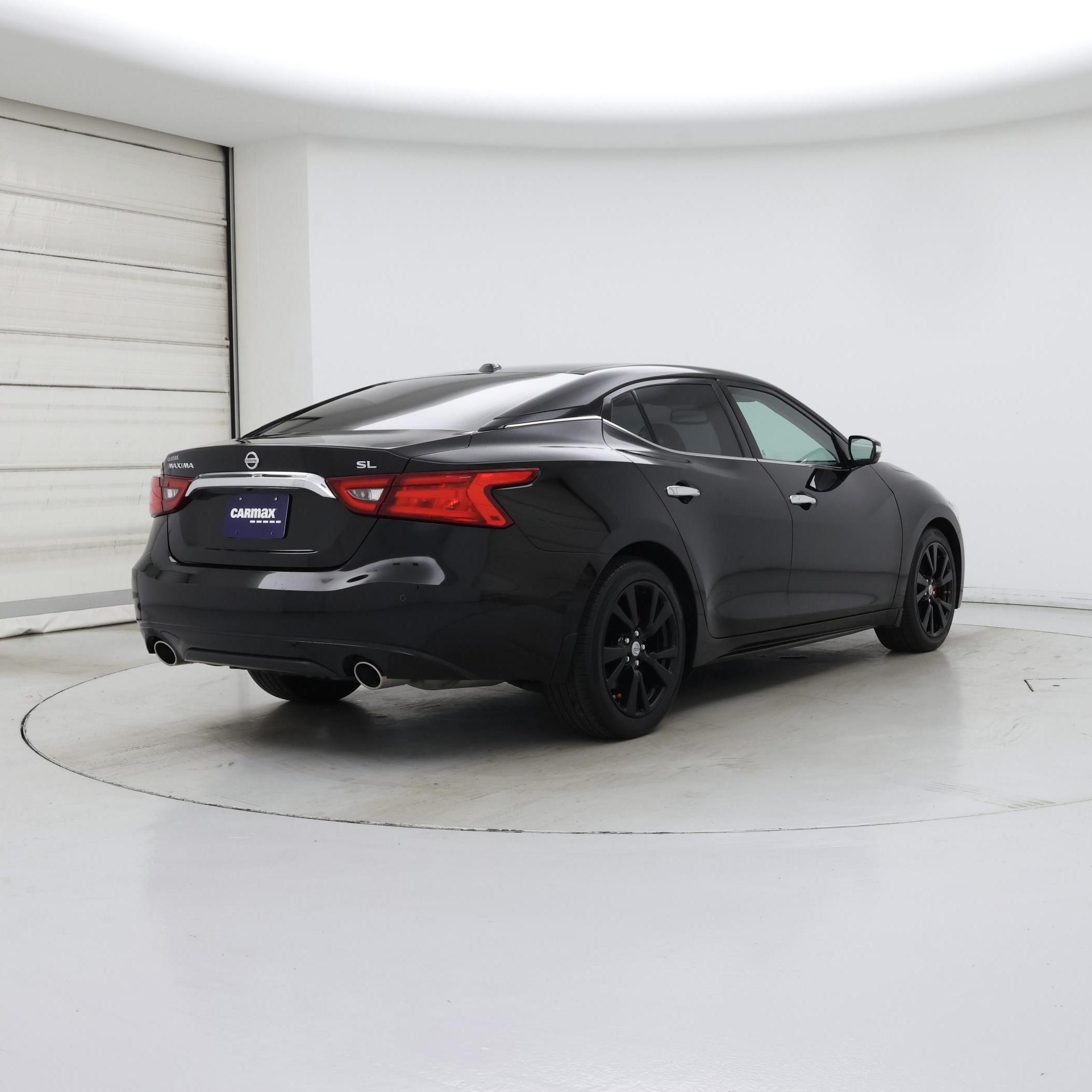 Thumbnail: 2017 Nissan Maxima - 8